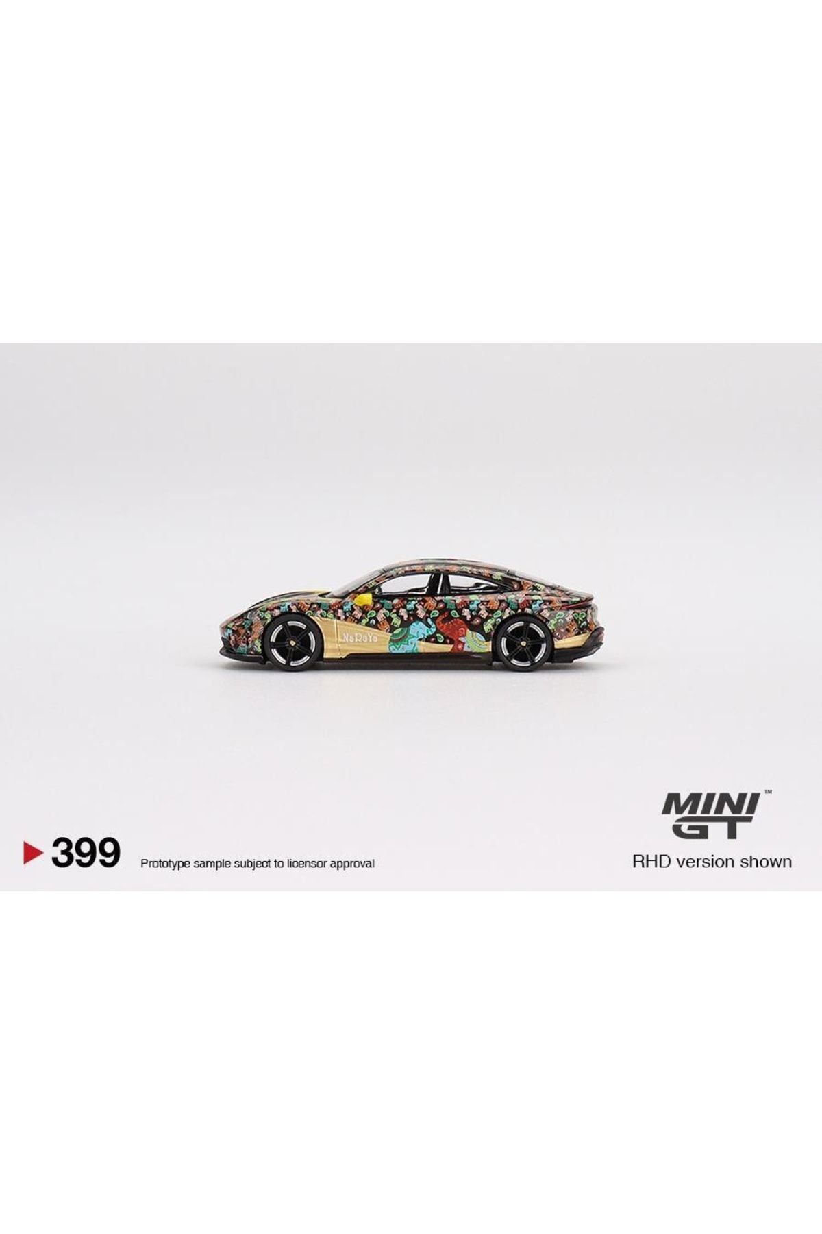 mini gt 399 Porsche Taycan Turbo S Naraya 1:64 Model Araba