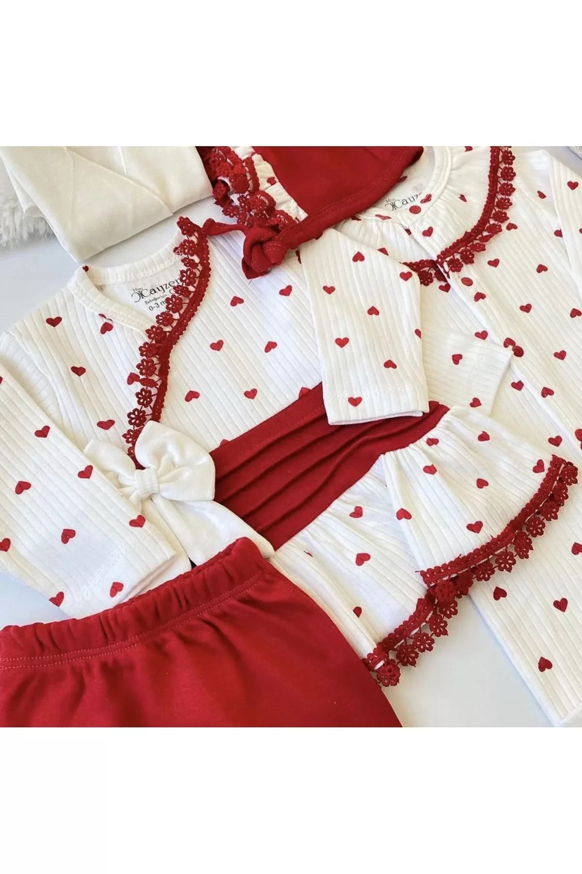 MMB Boutique 10 Pieces Baby Girl Hospital Exit Heart Detailed Lace