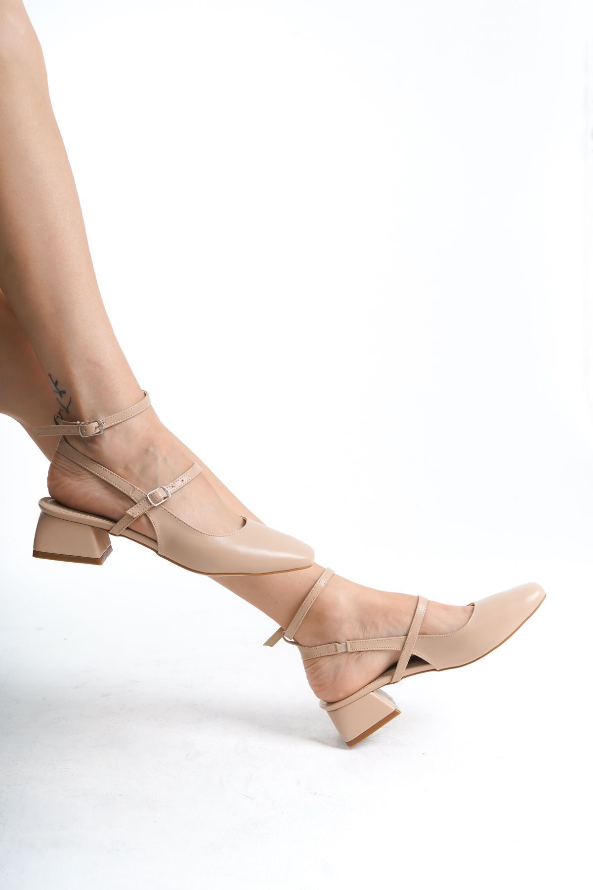 Women's Mary Jane Nude Short Block Heeled Shoes with Open Back Square Toe Helmet New Season
