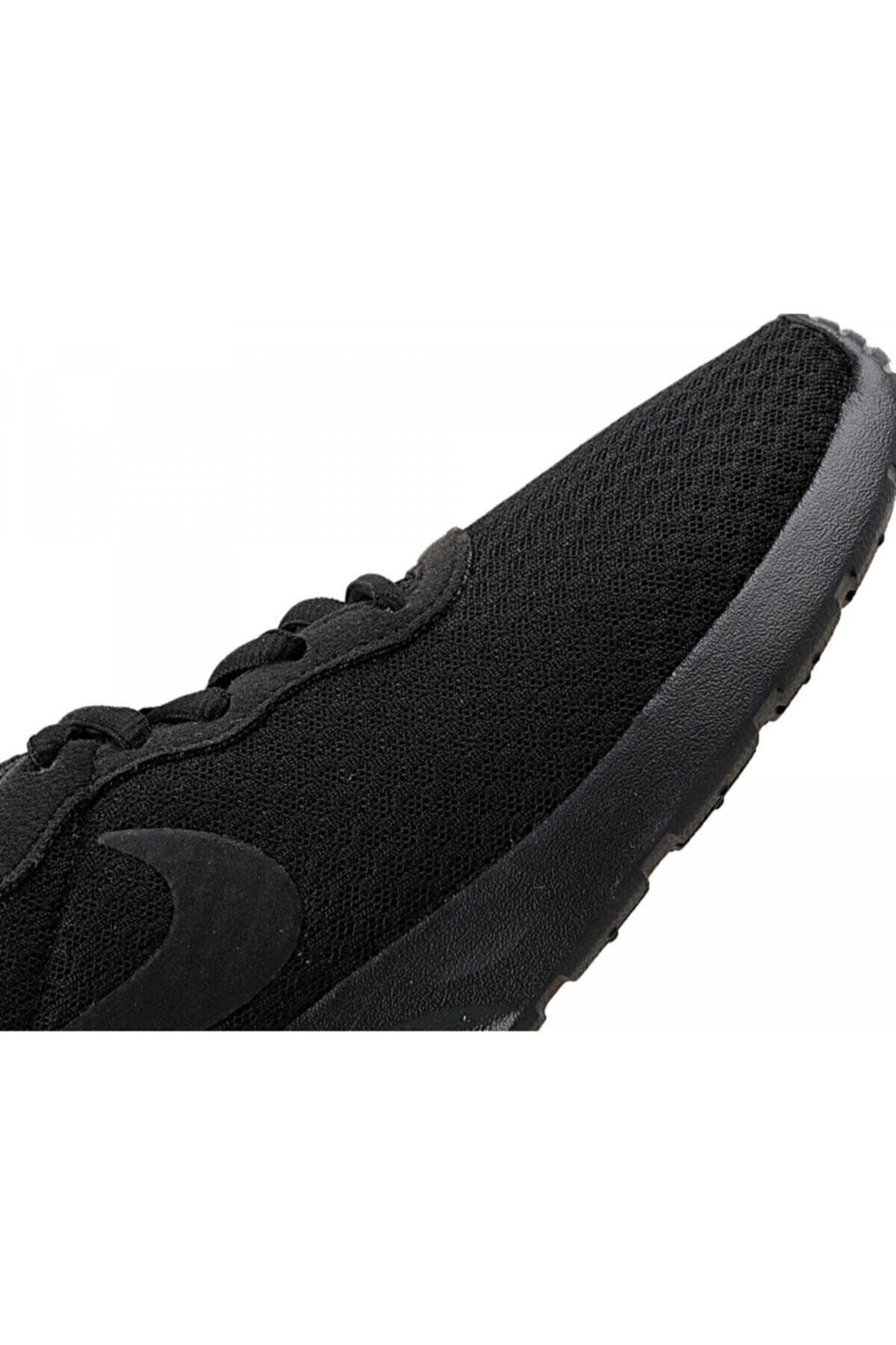 Nike-Women's Black Sports Shoes - 812655-002 6