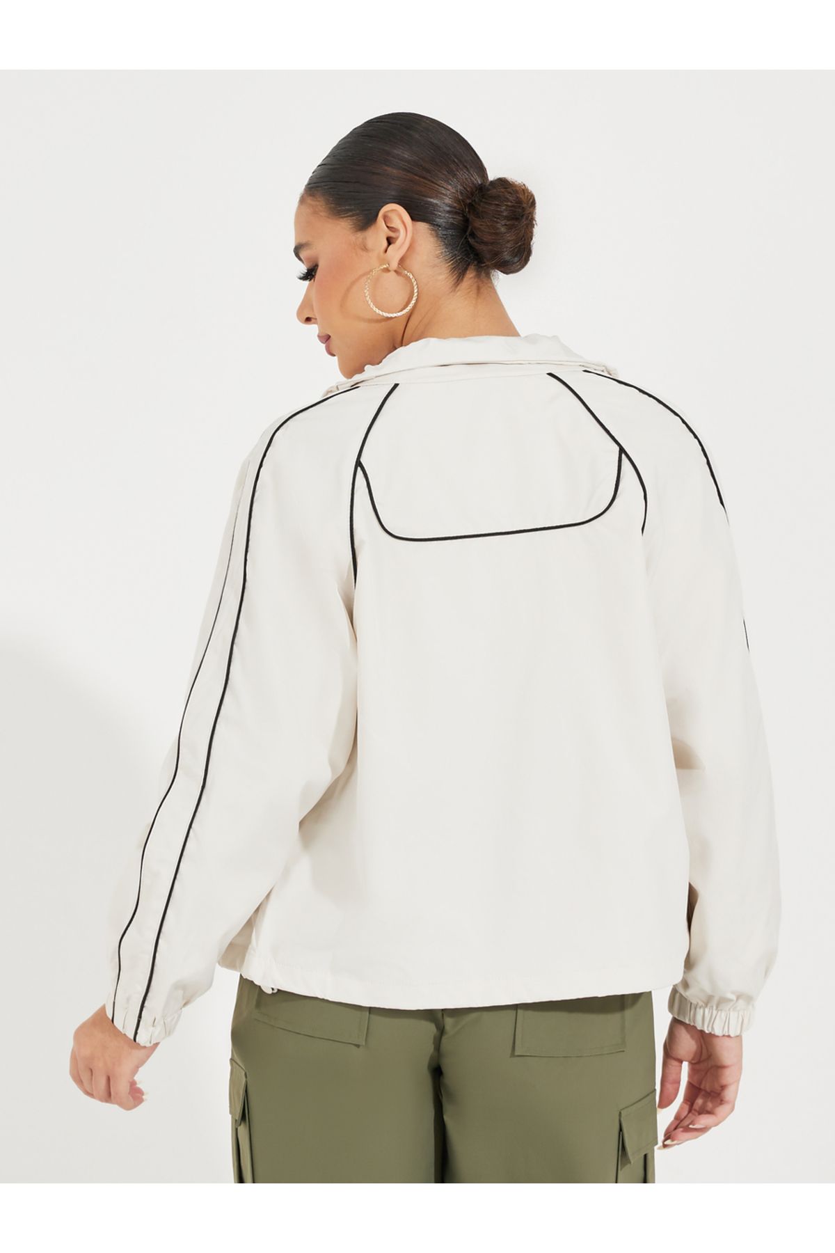 Styli-Oversized Regular Length Bomber Jacket with Contrast Piping 6