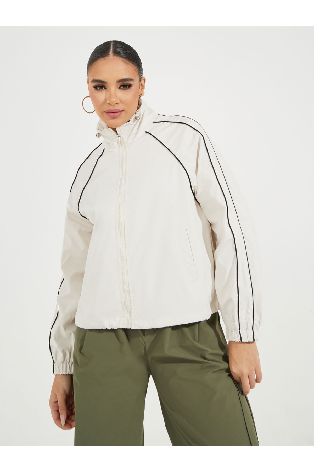Styli-Oversized Regular Length Bomber Jacket with Contrast Piping 4