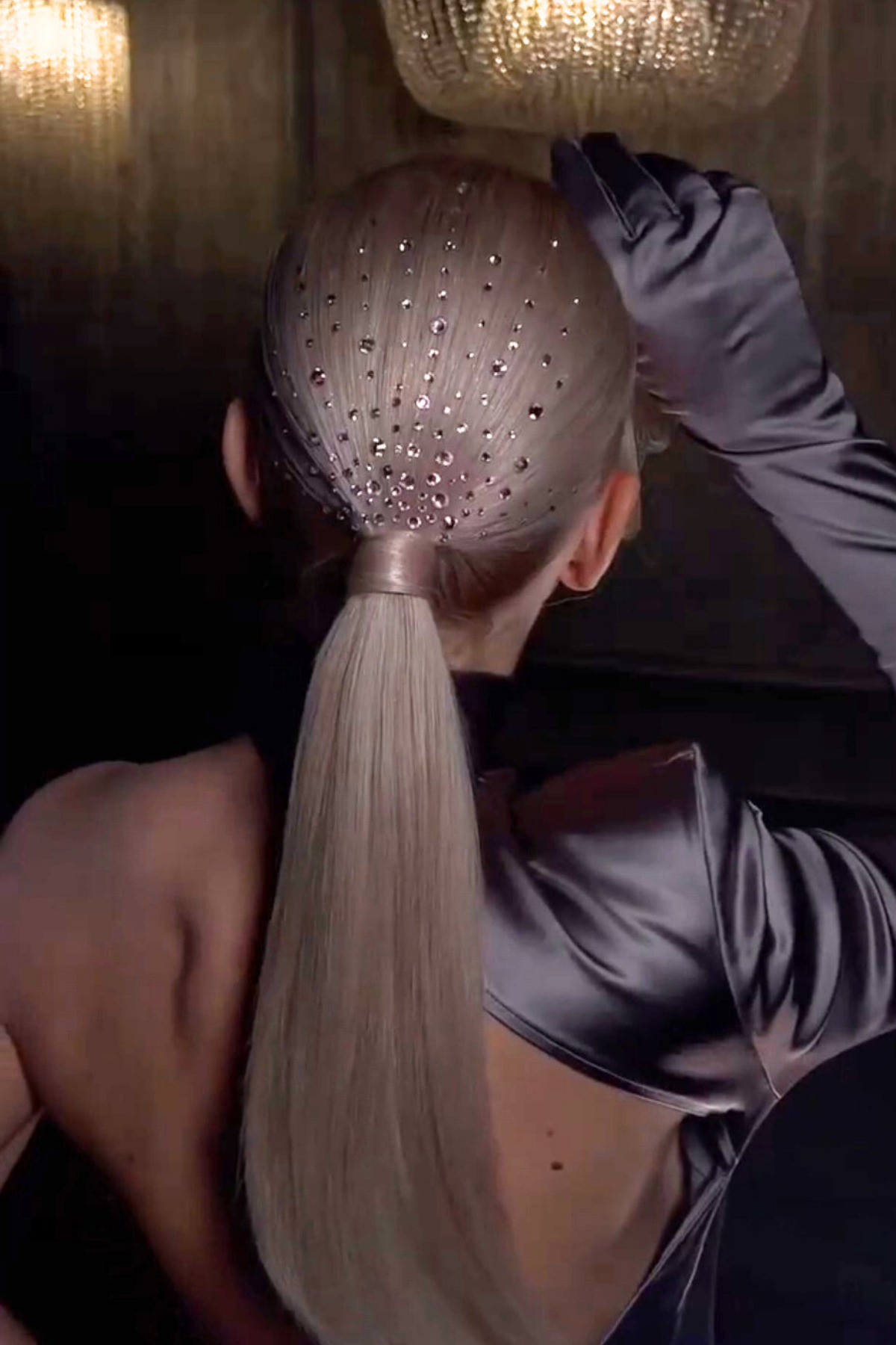 KONSEPTKOZMETİK Saç Pırlantası-5mm Kendinden Yapışkanlı Yüz Taşı -saç Taşı-vücut Taşı (323 ADETLİ)