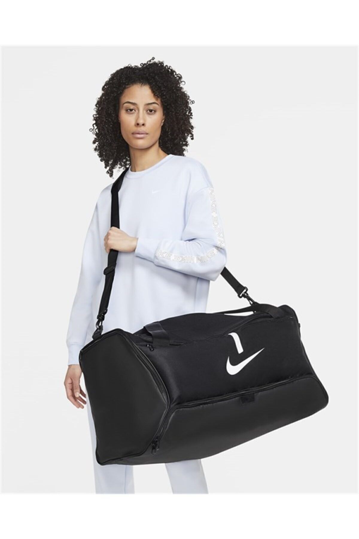 کیف ورزشی پومای مدل Fundamentals Sports Bag M Nike