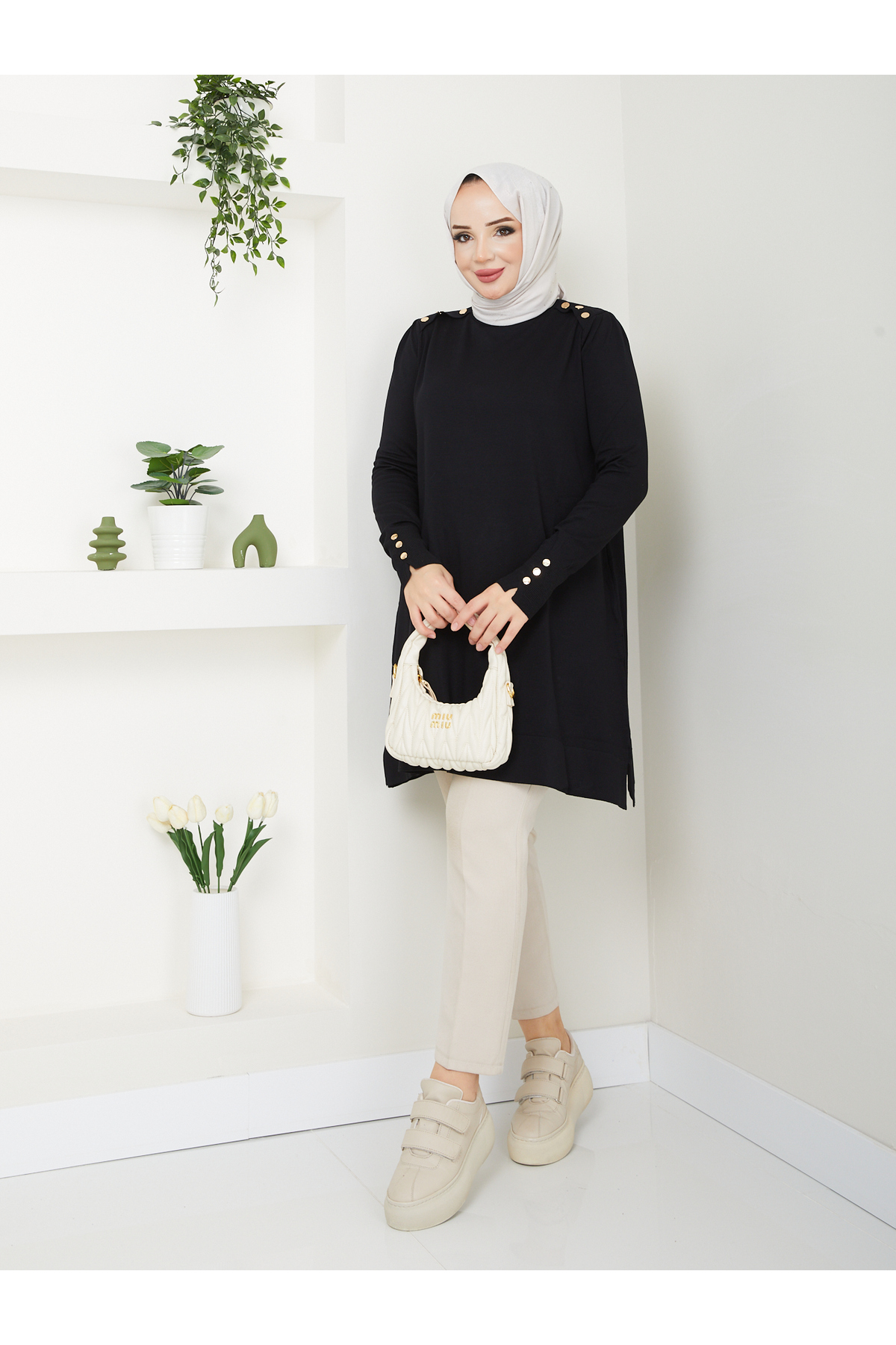 Pamuk Butik Kadın Omuzdan Apoletli Kol Düğmeli Soğuk İplik Merserize Triko Tunik