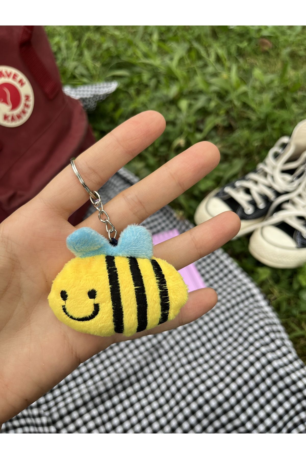 sumicorn Cute Bee Kawaii Keychain Bag And Wallet Accessory Gift Trendyol