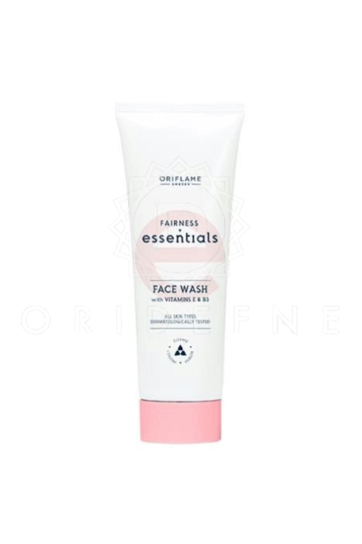 Oriflame-Fairness Essentials Face Wash Foam 125 Ml On2onstore 1