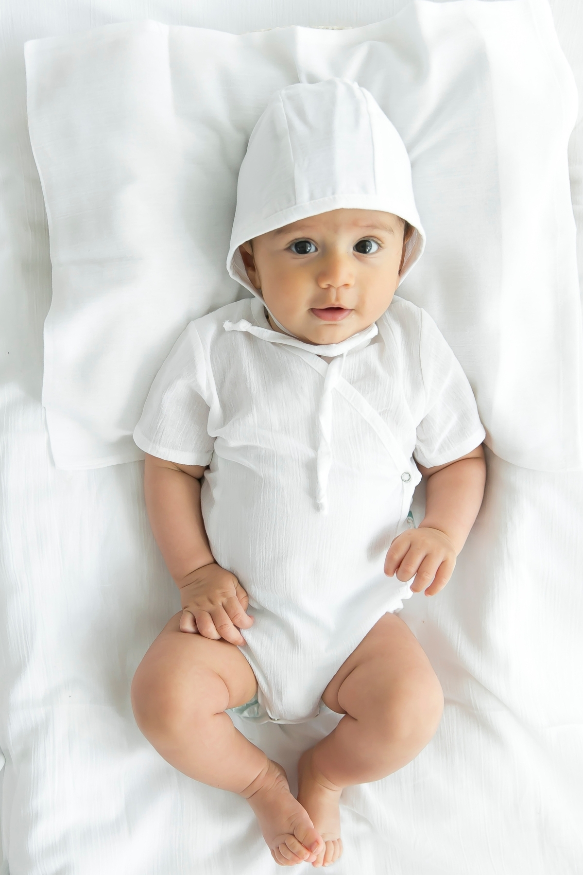 BeyzBaby Şile Bezi Bebek Beyaz Bonnet Düz Müslin Şapka fotoğrafı 5 (önizleme)