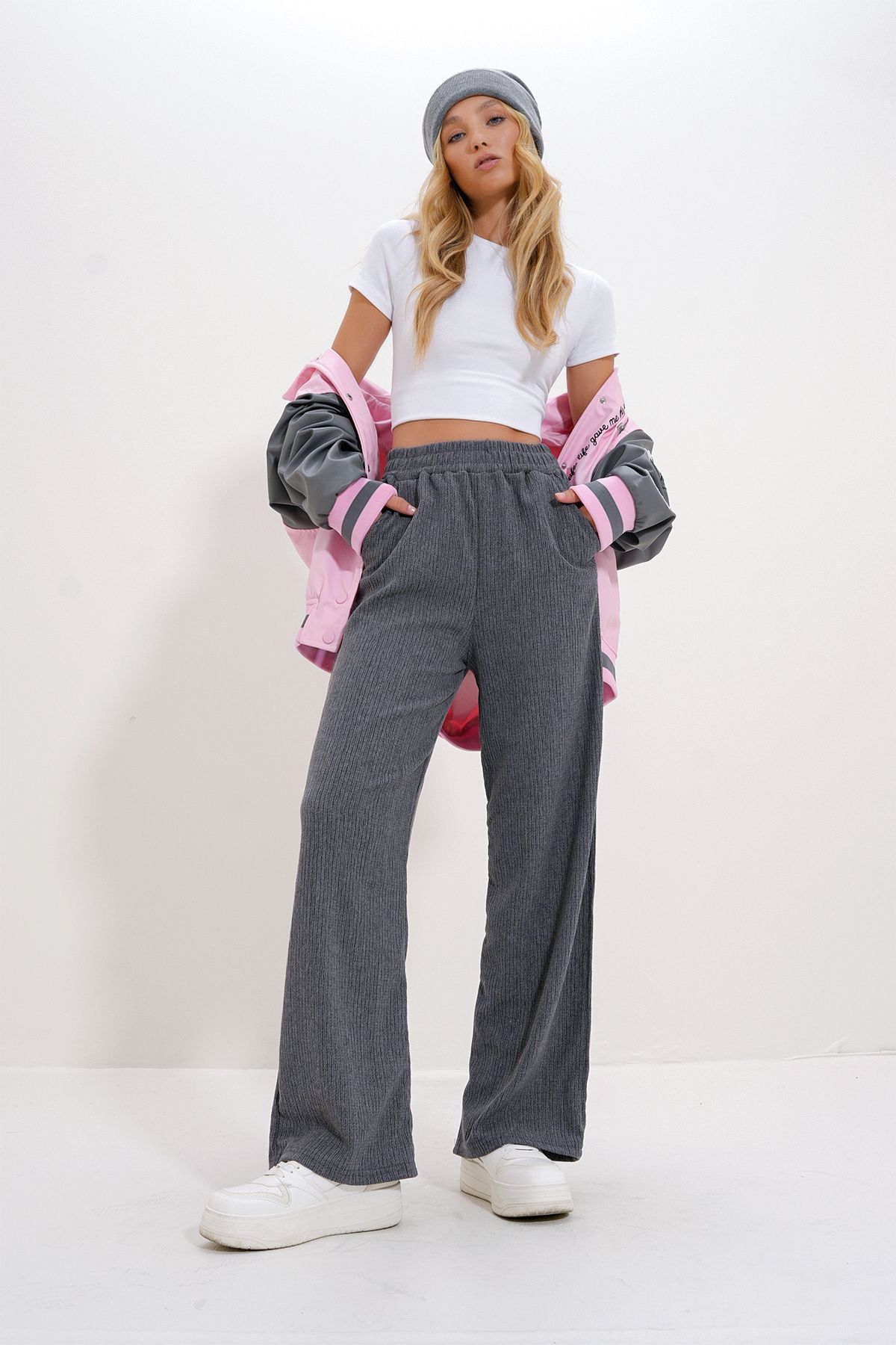 Trend Alaçatı Stili-High Waist Elastic Anthracite Wide Leg Women's Trousers - Alc-X12712 3