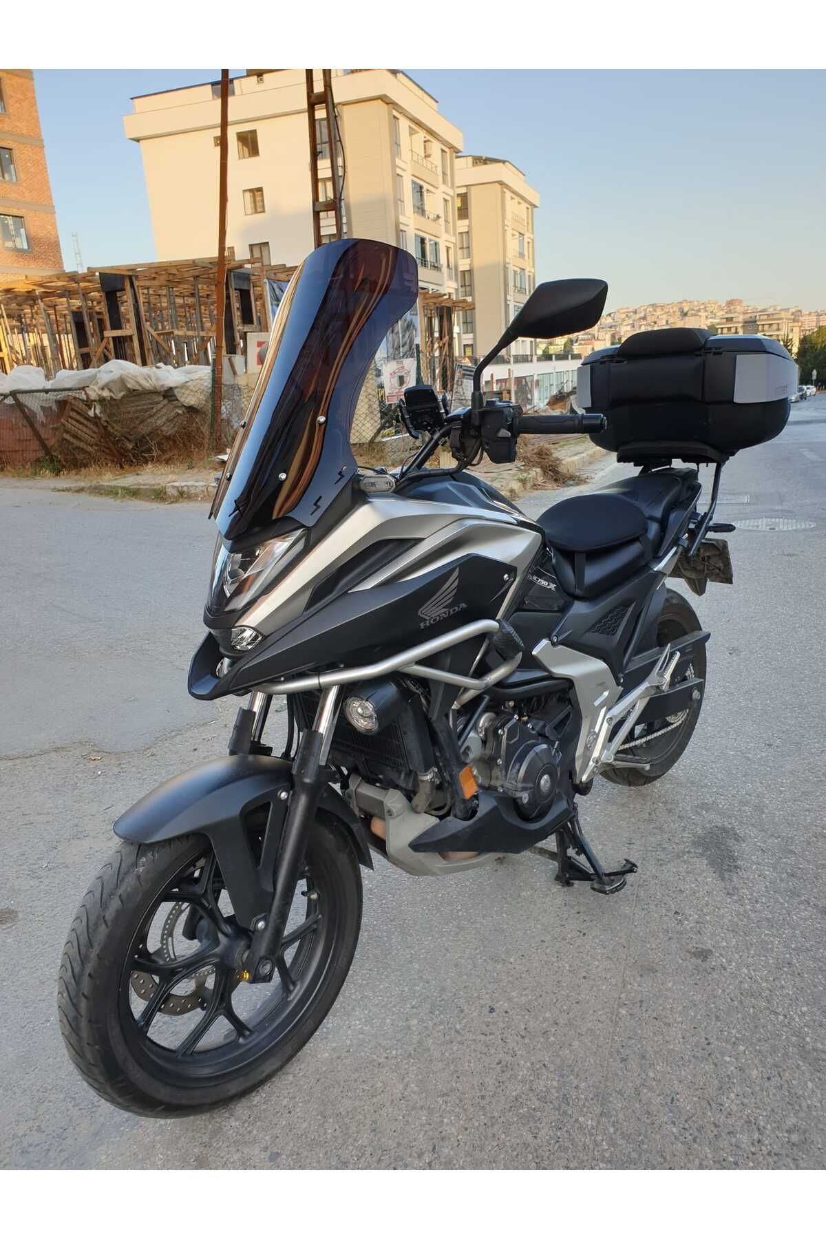 Honda NC 700 750 X Siperlik Ön Cam 2021-2025 Model 59cm Siyah Renkli 4mm Uzun Geniş Cam