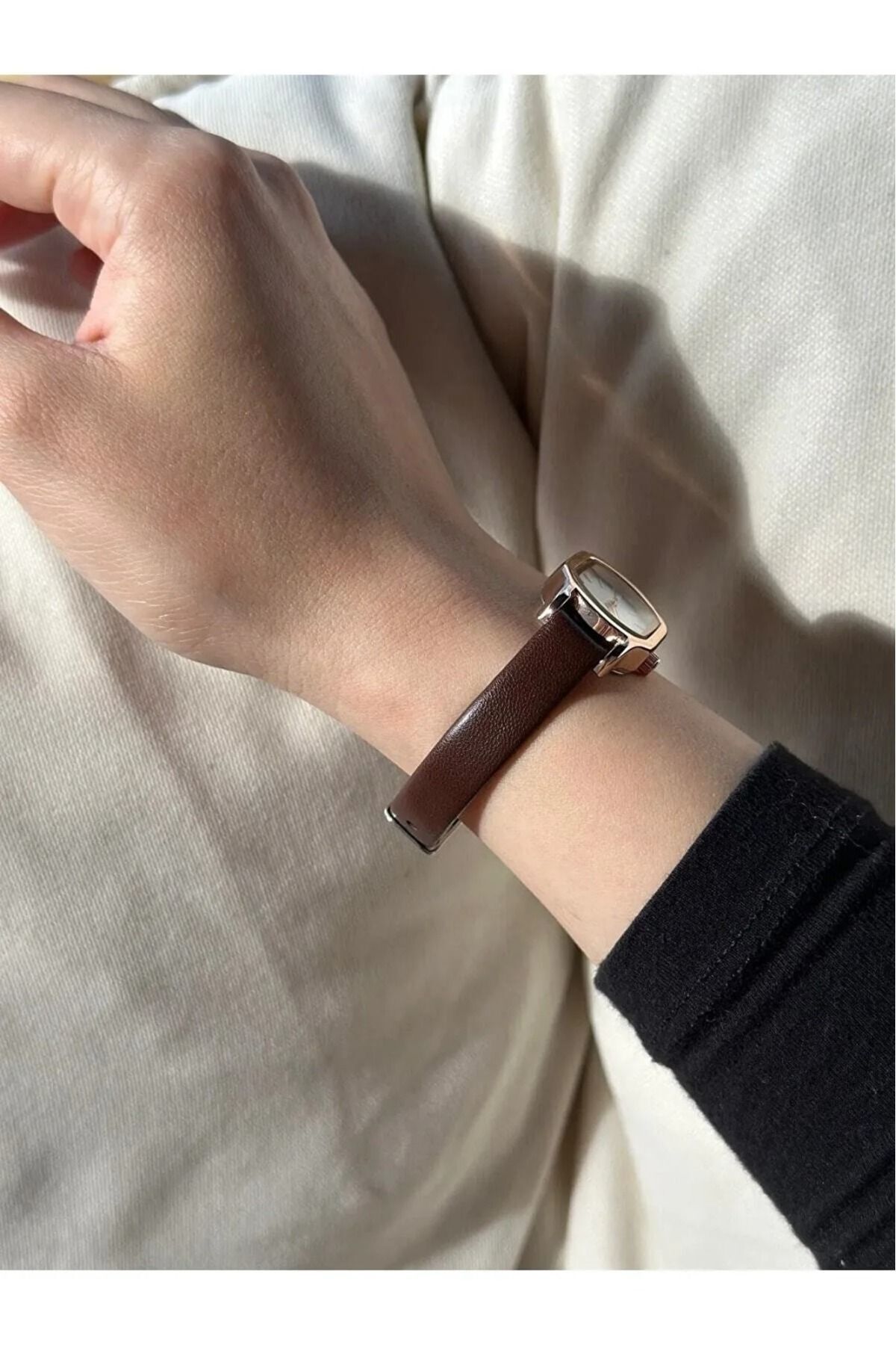 LOOKUP NEW  Angela Kadın Kahverengi Kare Dikdörtgen Deri Kordonlu Minimal Vintage Yeni Sezon Gold Kol Saati - Görsel 4