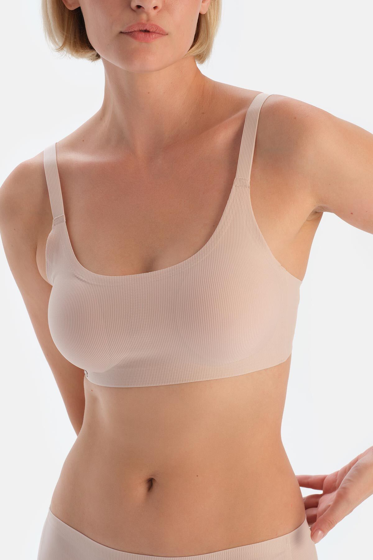 Dagi-Powder 1122Kc – Nahtloser, geraffter BH ohne Bügel 5