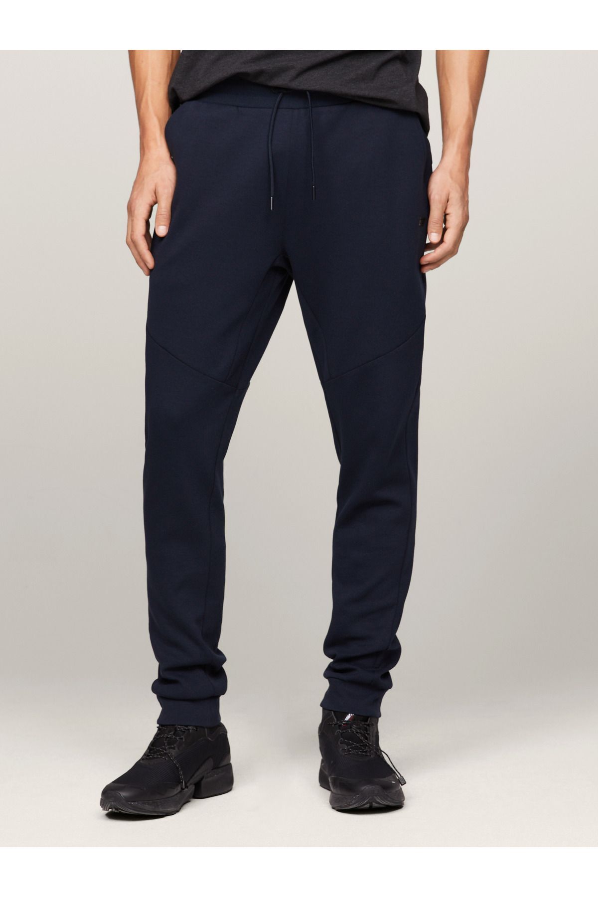 بافت و پلیور مردانه مشکی تامی هیلفیگرTommy Hilfiger | TYC0840153238MMW0MW304009 اورجینال - تصویر 3