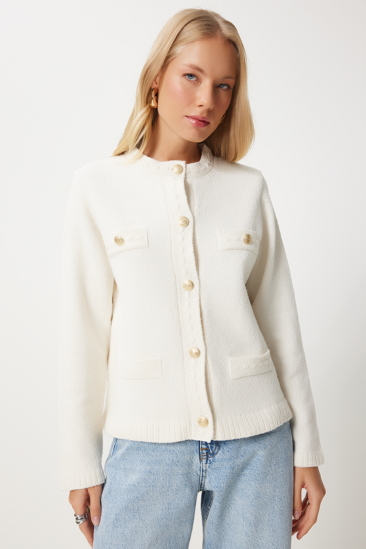 Happiness İstanbul Γυναικεία πλεκτή ζακέτα με υφή - Κομψό κοκάλι χρώμα, κουμπιά DP00211