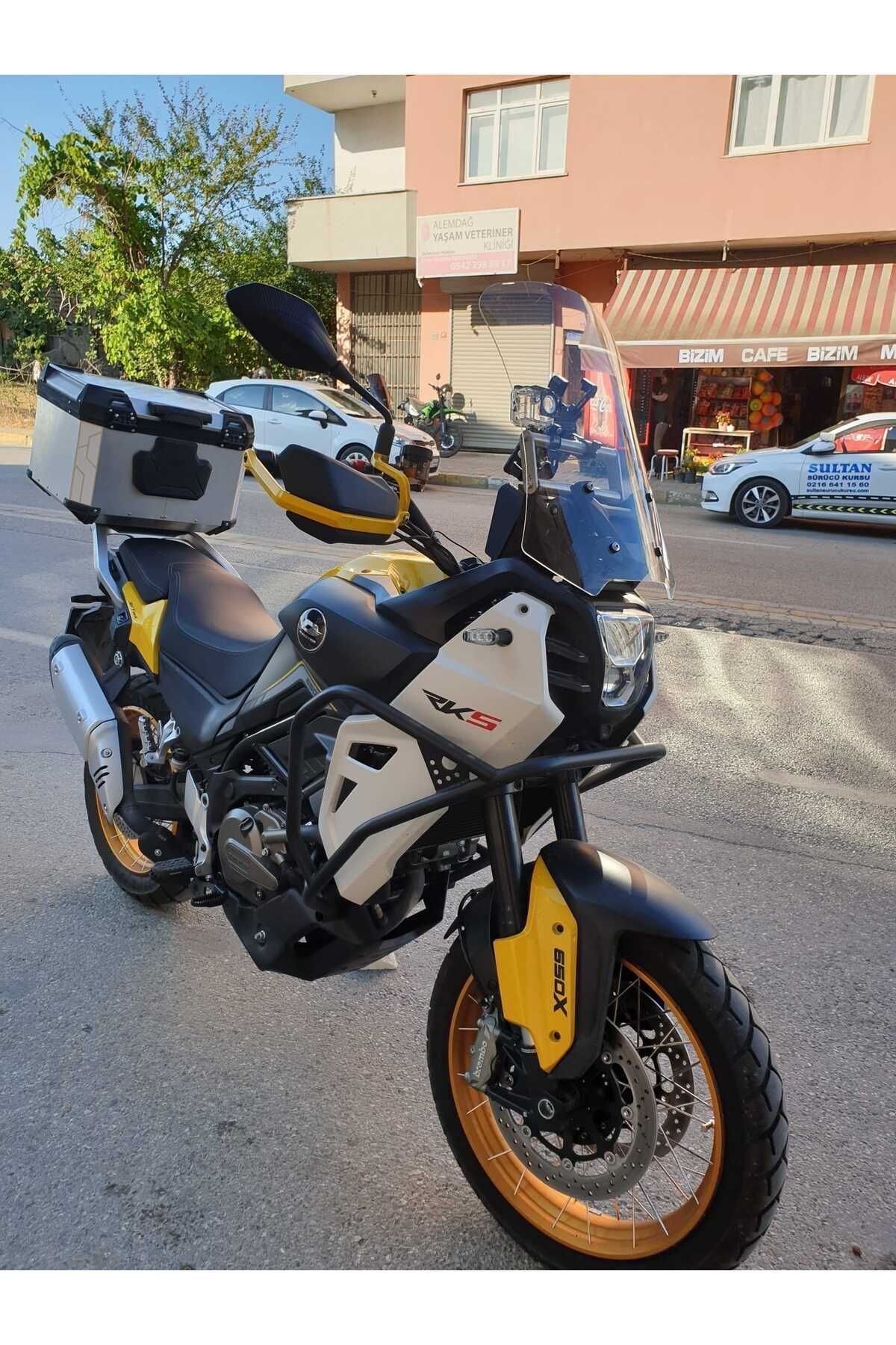 RKS SVT 650 X Siperlik Ön Cam 2023-2025 Model 50cm Şeffaf Renkli 4mm UZUN CAM