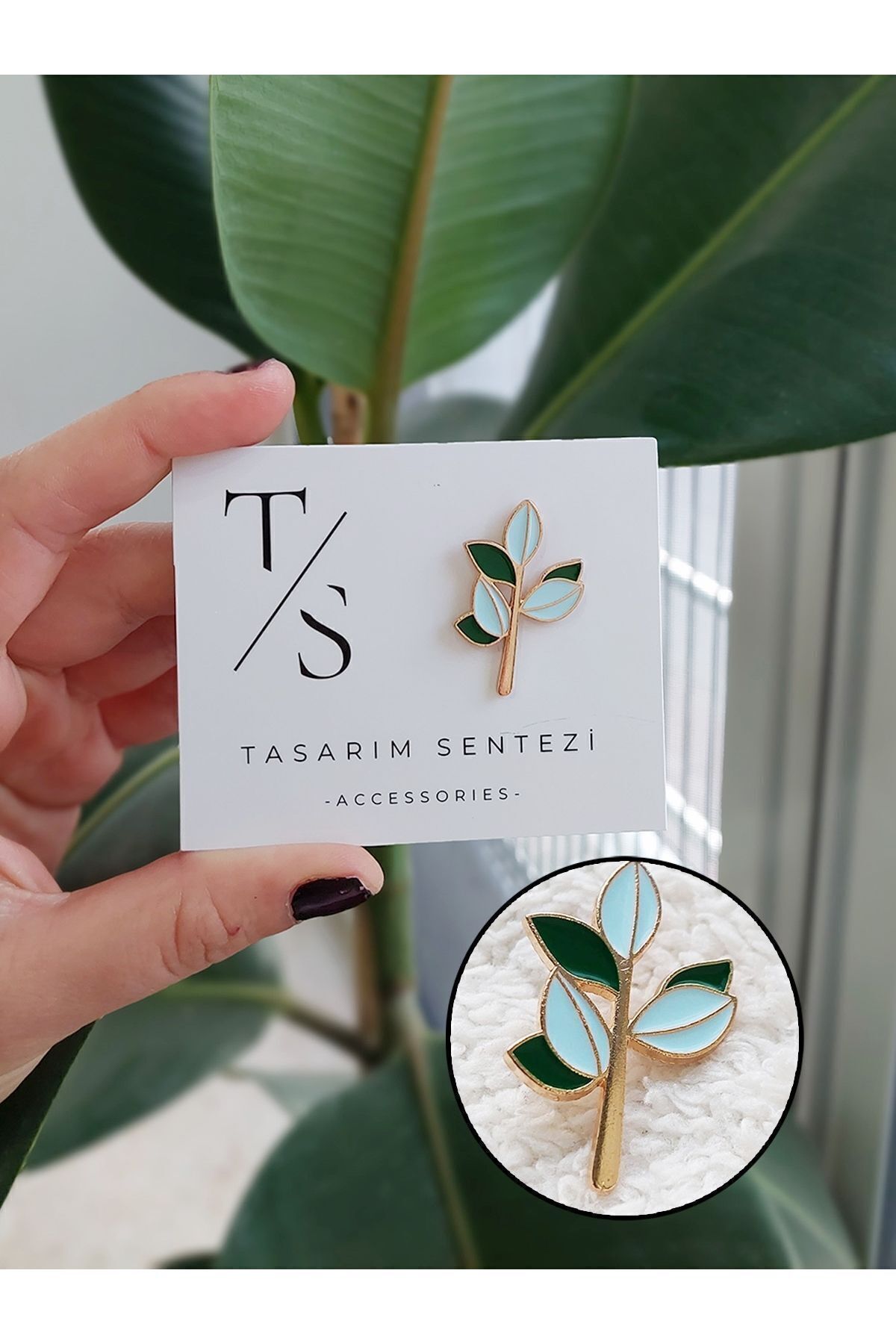 Badge Metal Brooch Collar School Bag Clothing Jewelry Accessory Leaf Branch Forest Clip-on Badge Mini