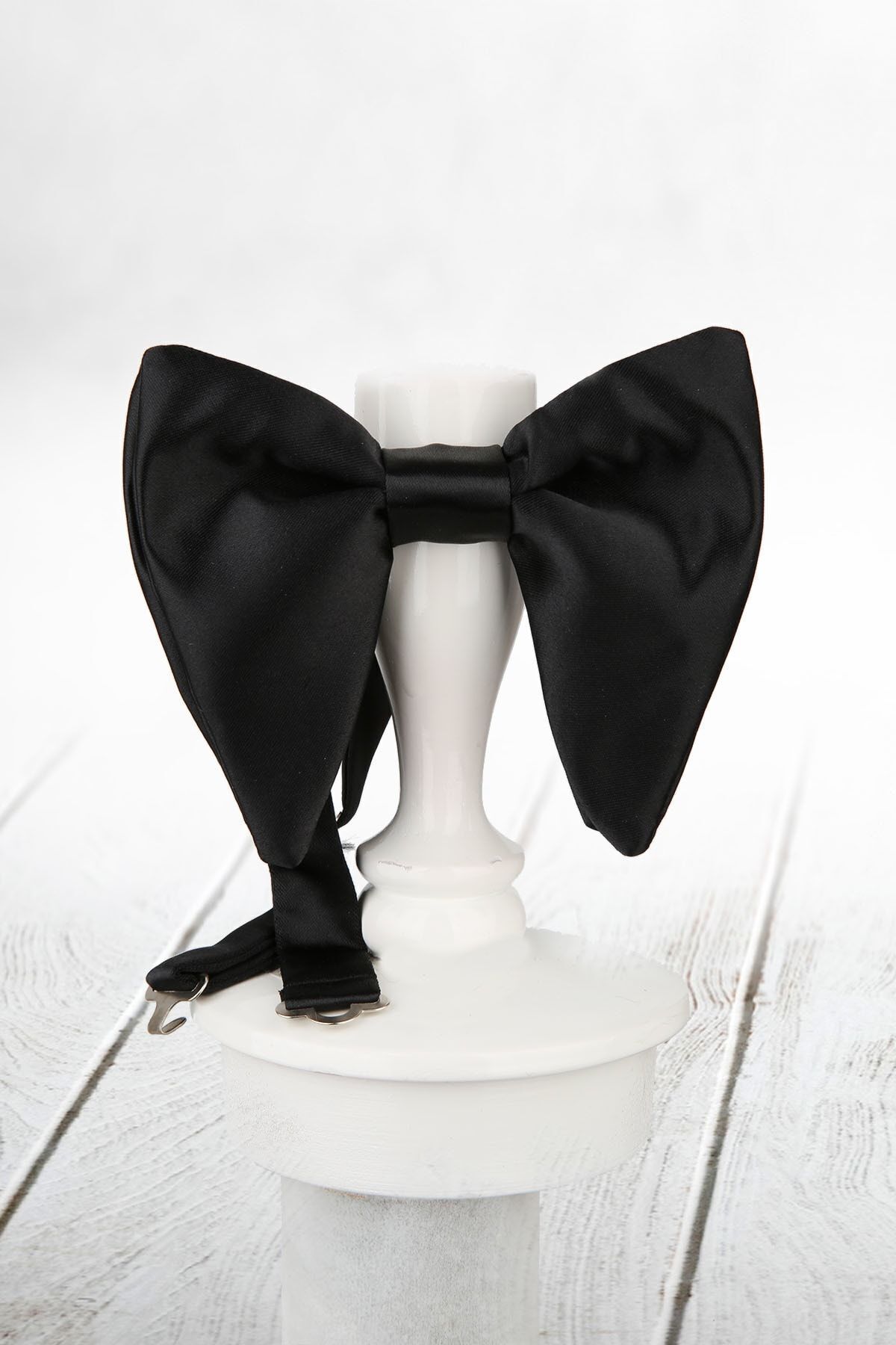 La Pescara-Black Satin Bow Tie SP42 1