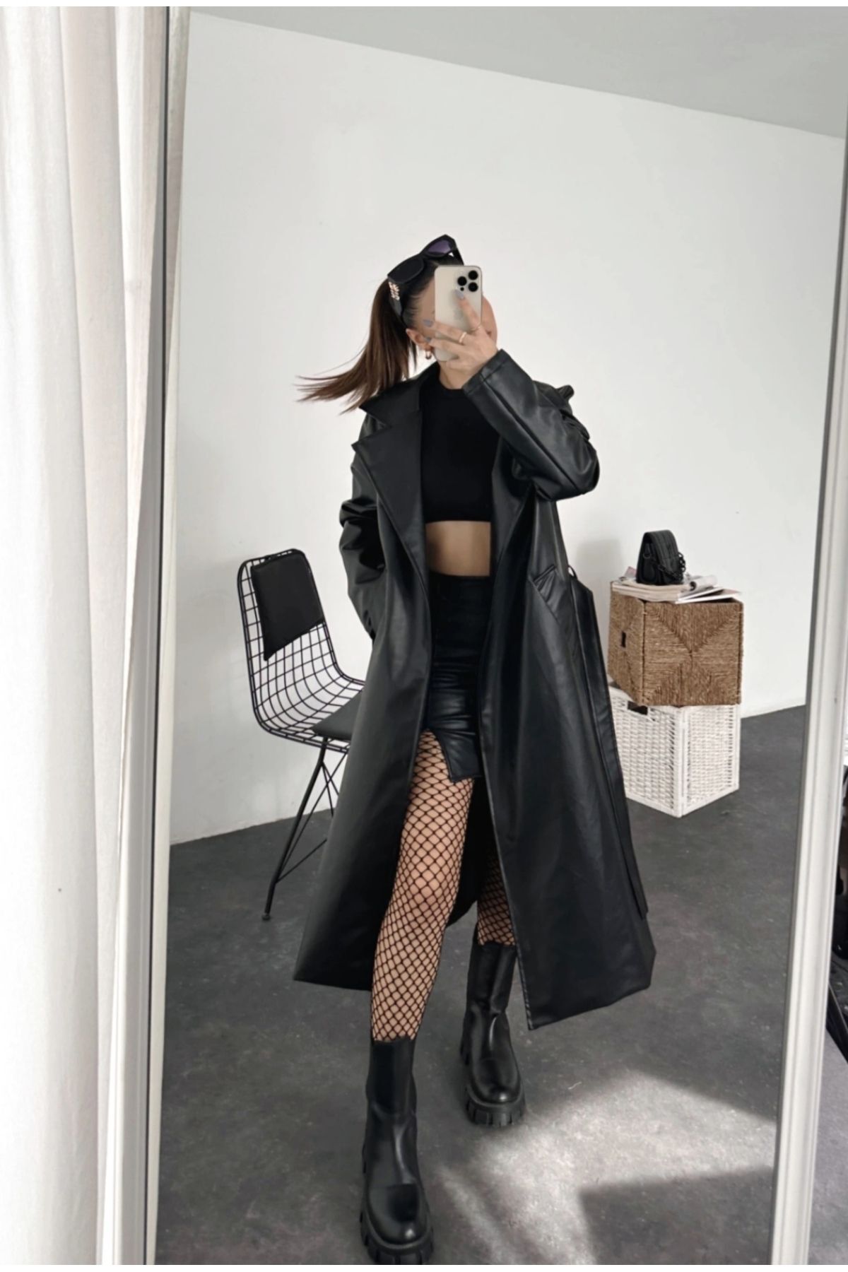 MERIH COLLECTION Дълъг дамски тренчкот от изкуствена кожа - с колан