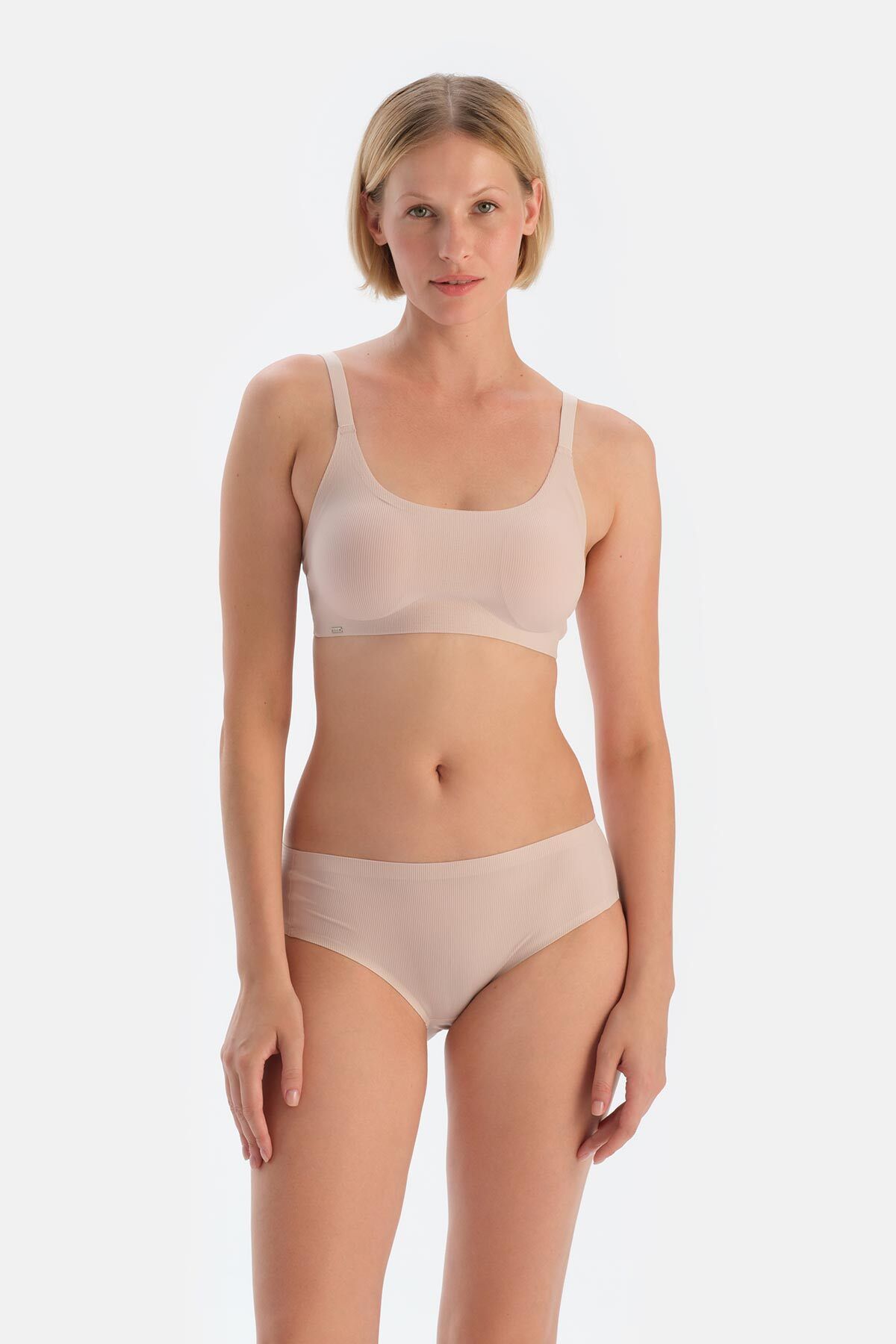 Dagi-Powder 1122Kc – Nahtloser, geraffter BH ohne Bügel 4