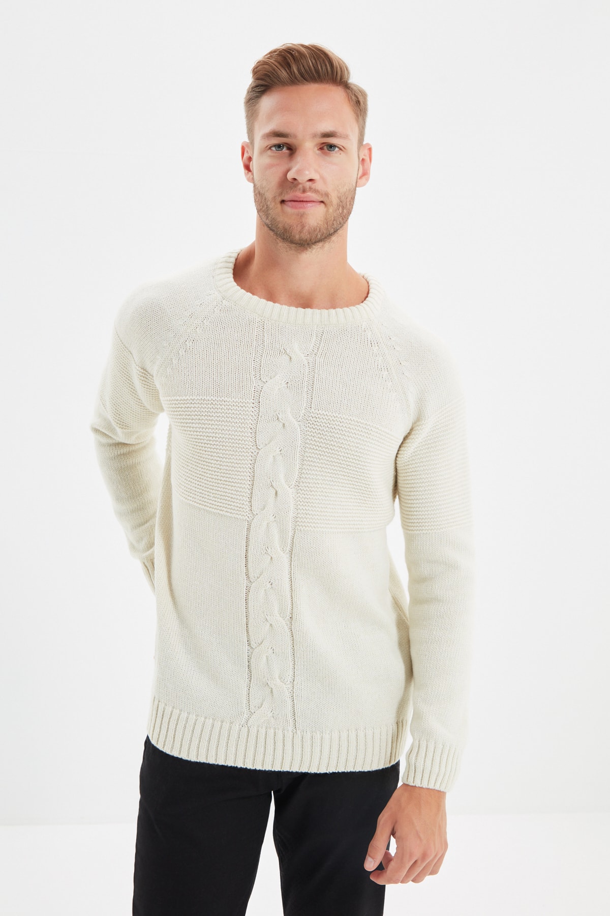 Trendyol Collection Pullover Weiß Slim Fit Fast ausverkauft