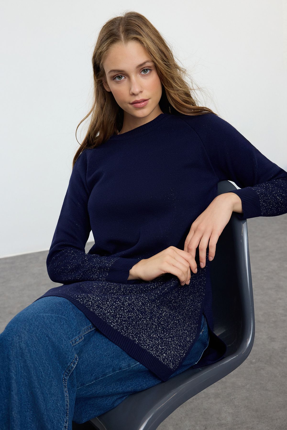 Trendyol Modest-TCTAW25AK00031 Modell Dunkelmarineblau Strick Basic Pullover 2