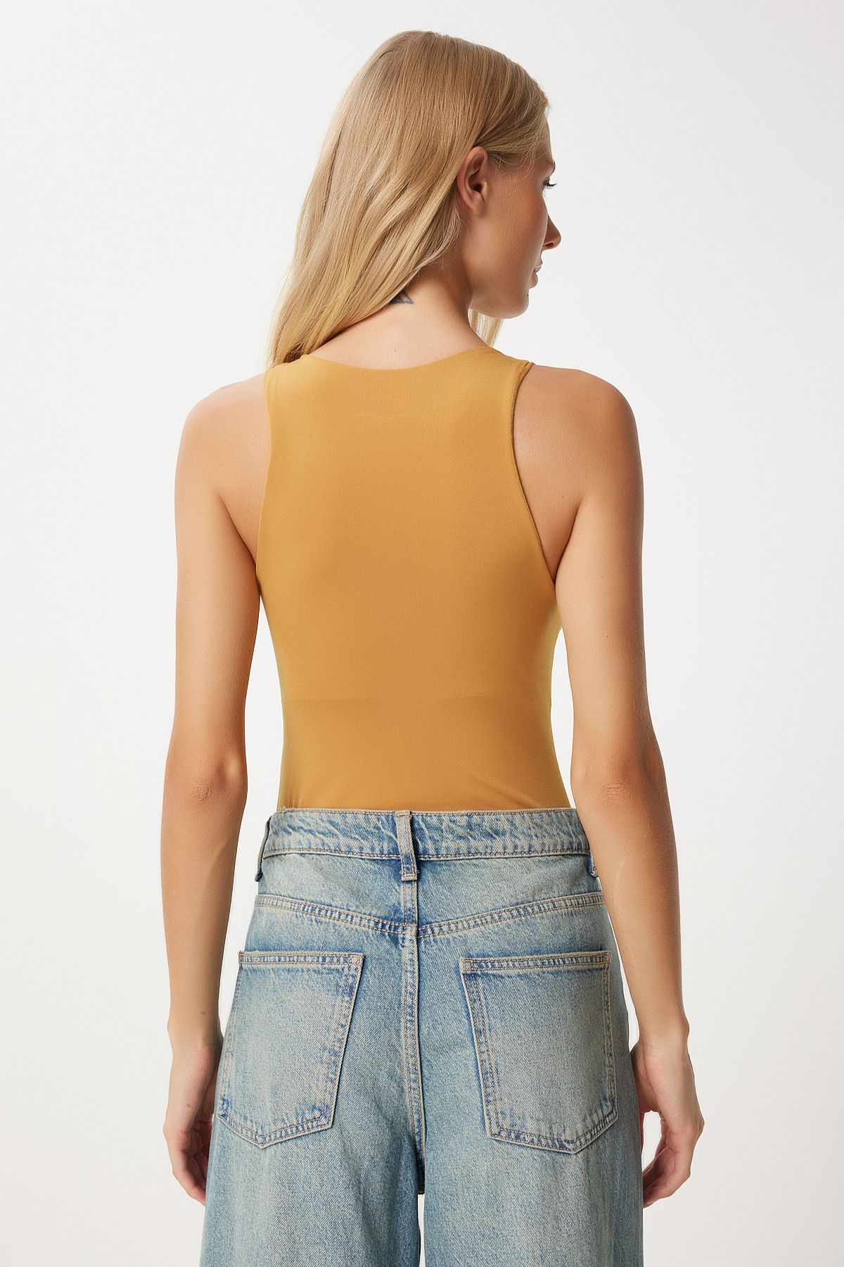 Happiness İstanbul-Senffarbener Damen-Body mit Rundhalsausschnitt und Druckknöpfen – FN03363 5