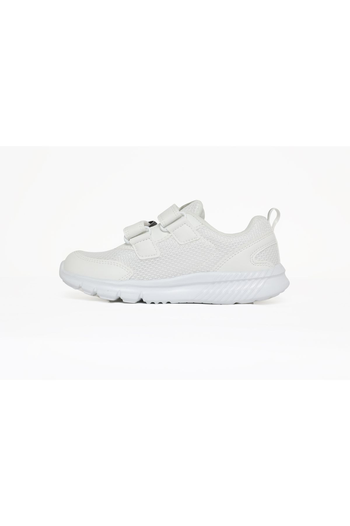 UMBRO-Regent Ve - Simple and Fashionable Design 2