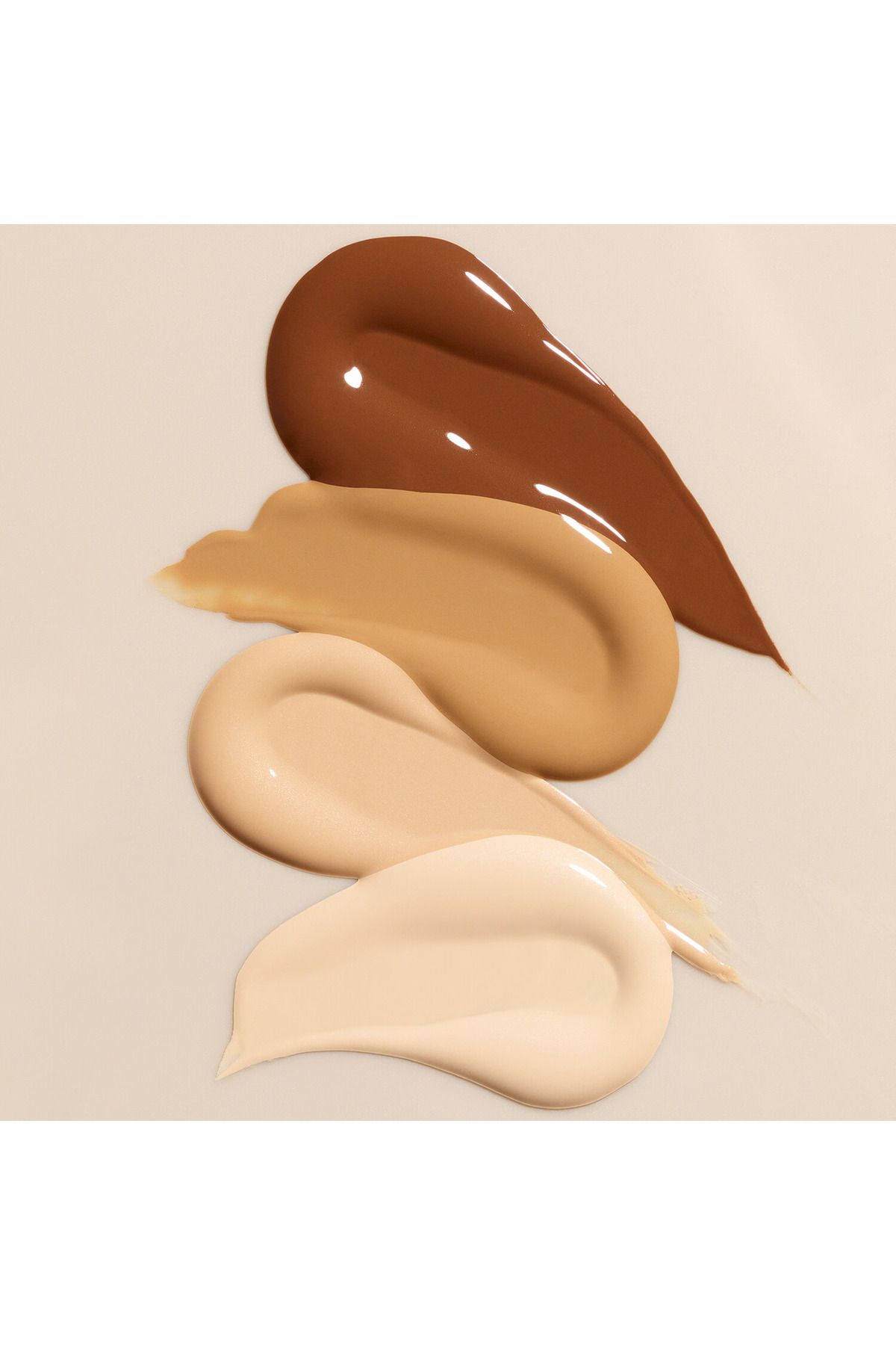 charlotte tilbury-Charlotte's Beautiful Skin Foundation - 4 Neutral (30 ml) 2