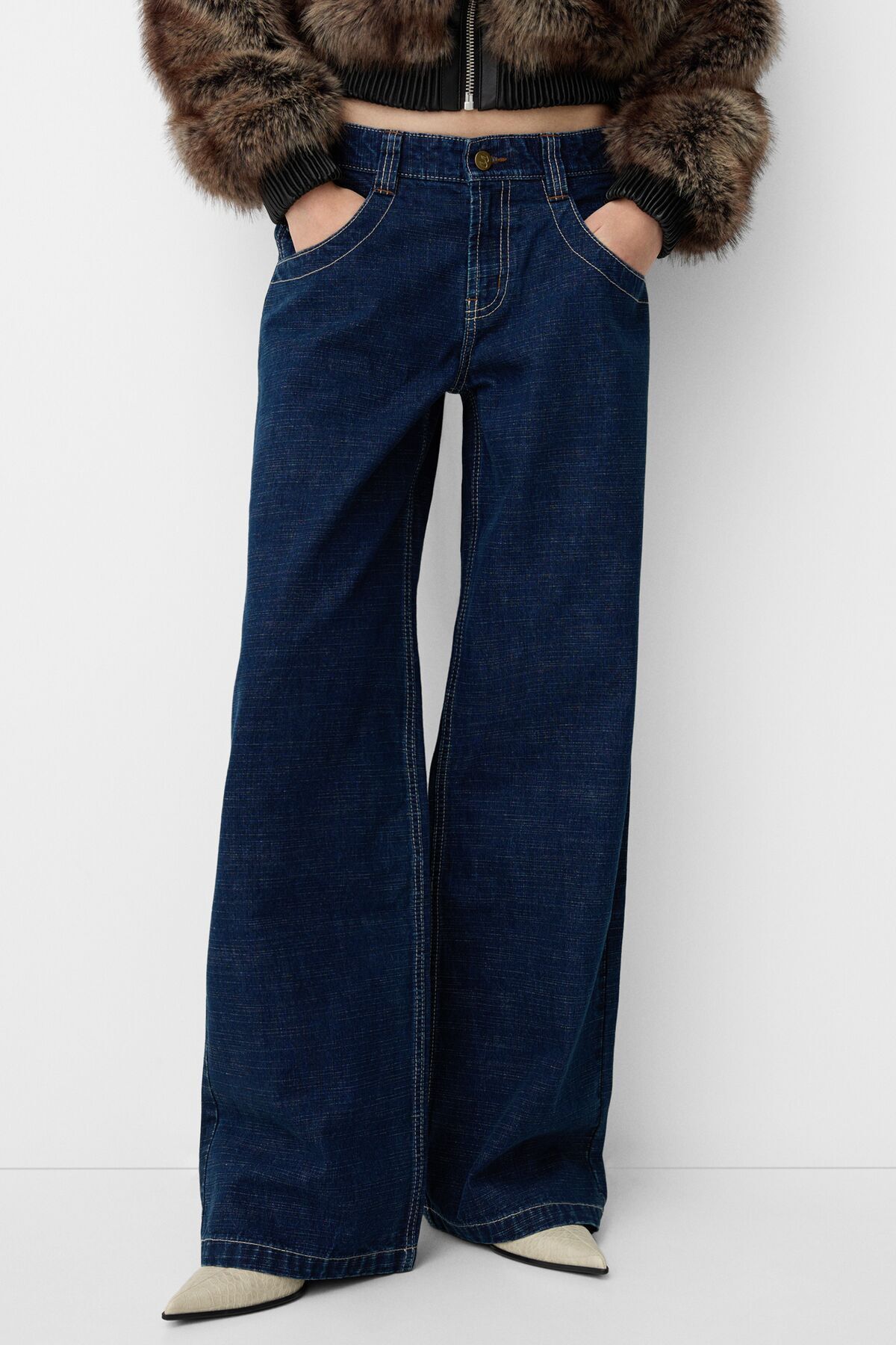 Boyfriend jean bershka hot sale