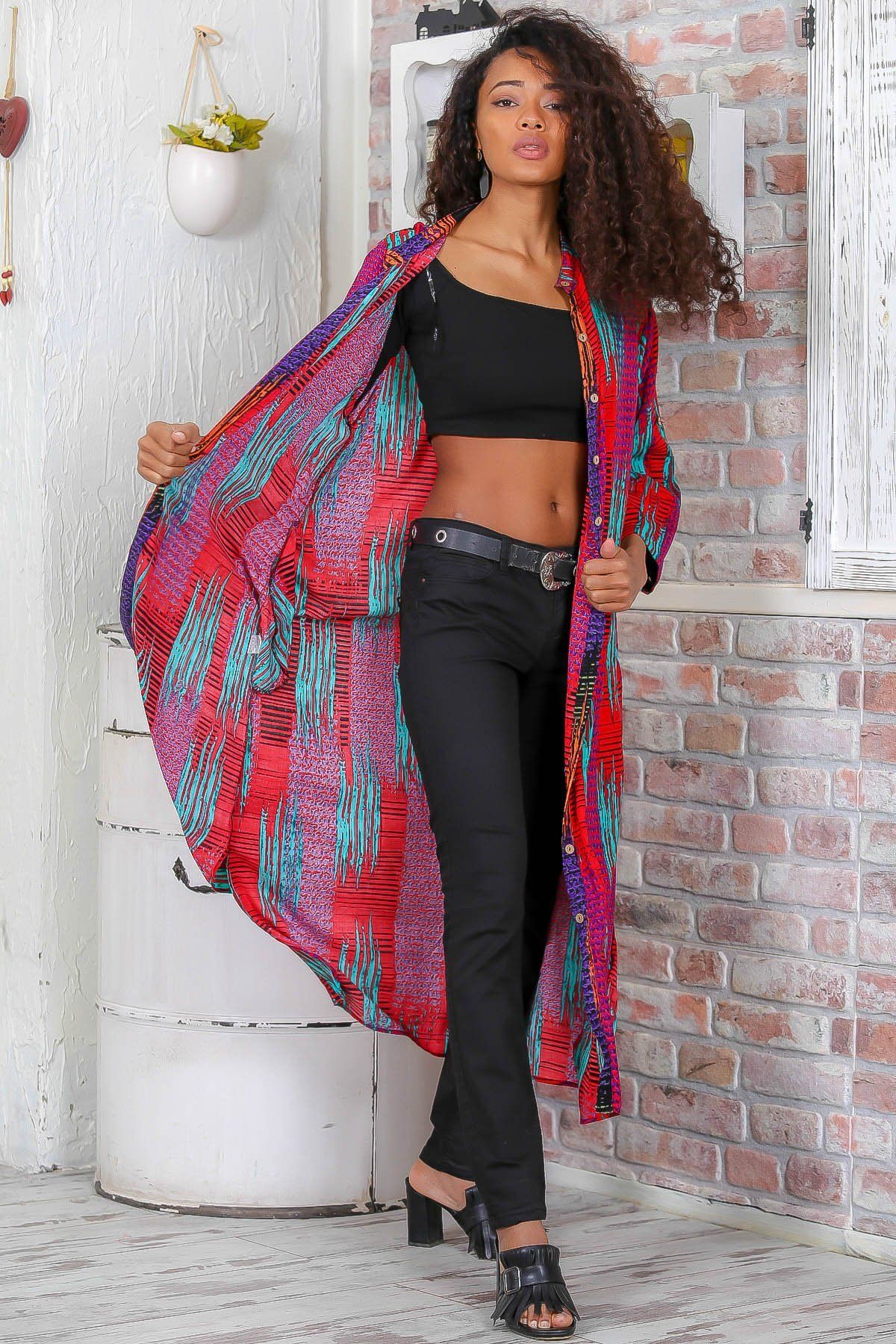 Chiccy-Lange, gewebte Jacke mit roten Streifen und Knopfleiste, verstellbaren Ärmeln und Taschen für Damen M10210100CE98809 2