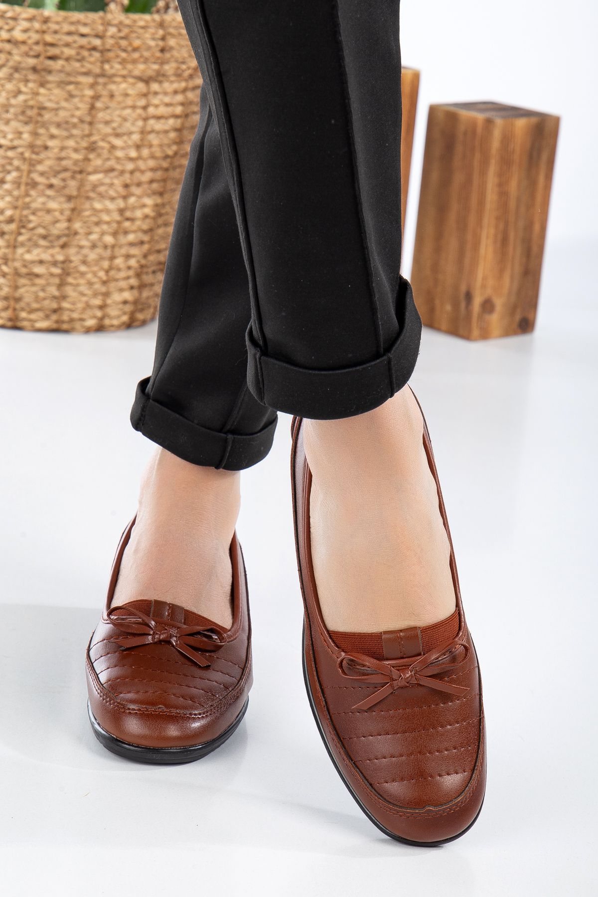 Waresta-Wrst08-1 Pantofi de damă ortopedici cu toc gel din piele naturală 5