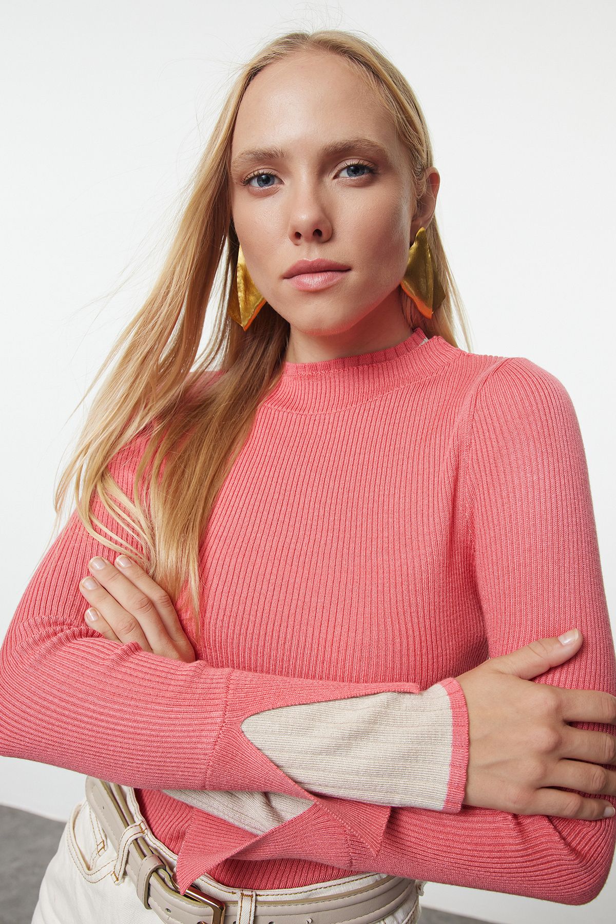Trendyol Collection-Pulover de tricotaj premium roz - TWOAW25KZ00195 2
