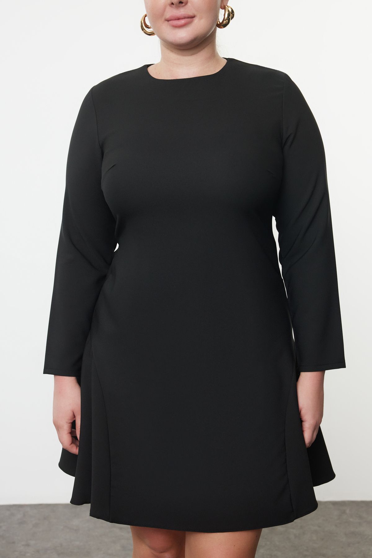 Trendyol Curve-Plus Size Black Mini Dress - Hidden Zipper, Long Sleeve - TBBAW25AH00054 3