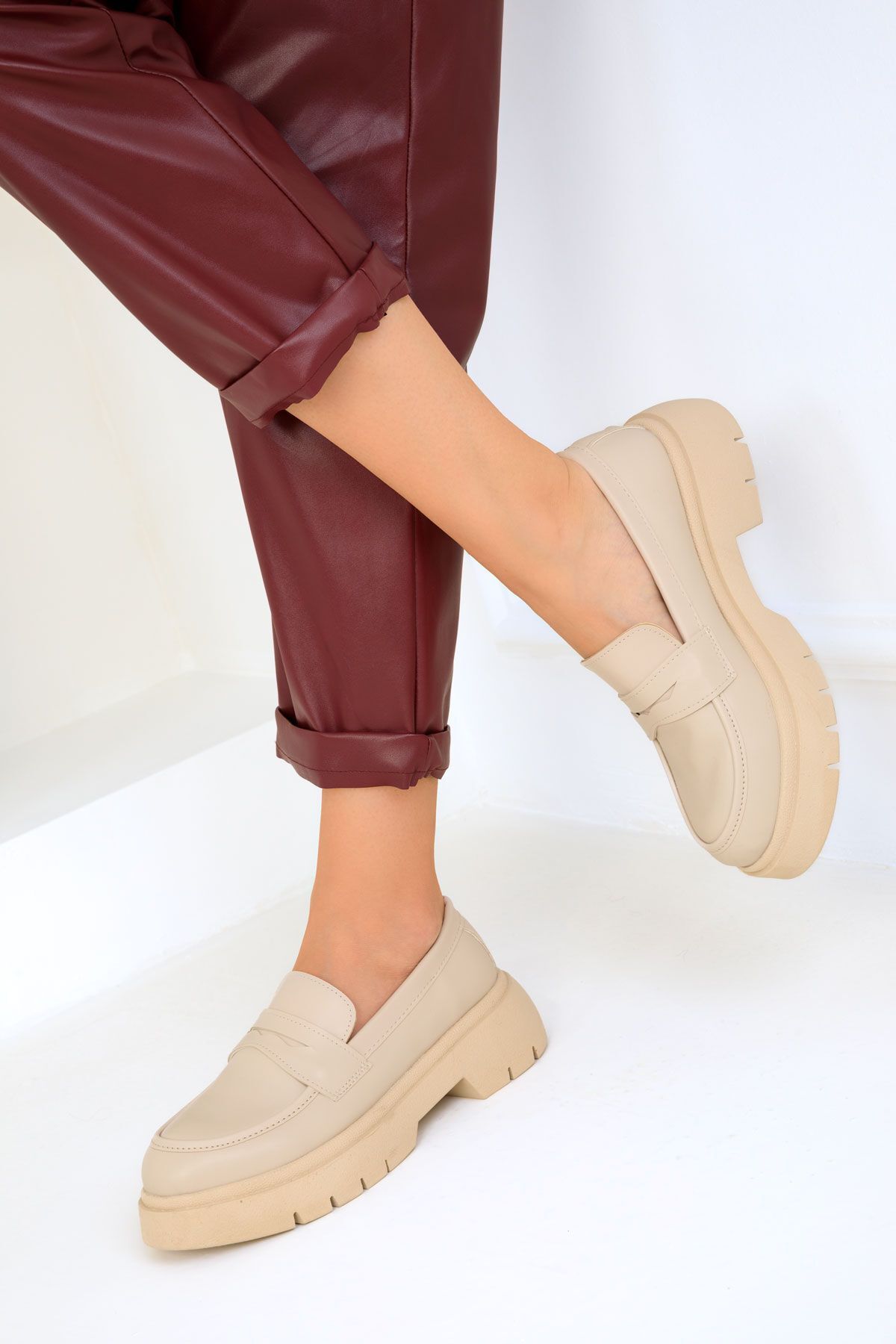 SOHO Beżowe Buty Damskie Casualowe Kobieta - 40