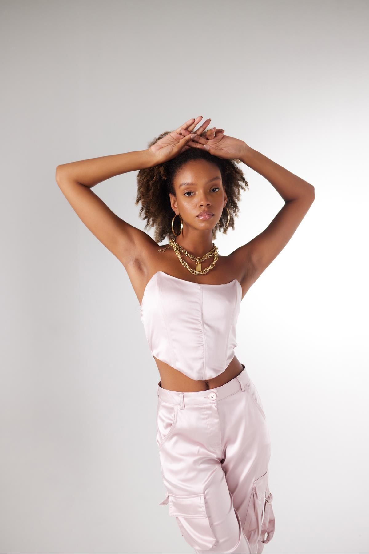 HOLLY LOLLY-Crop Model Underwire Satin Maddy Bustier Powder 2