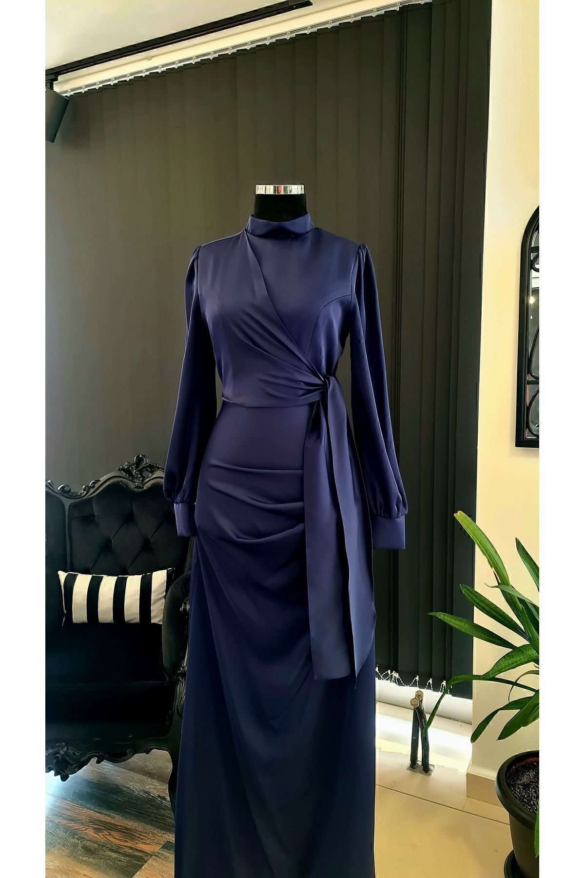https://cdn.dsmcdn.com/ty1521/product/media/images/prod/QC/20240903/21/20912cb6-d0a5-39d9-959e-3aac85979a1c/1_org_zoom.jpg