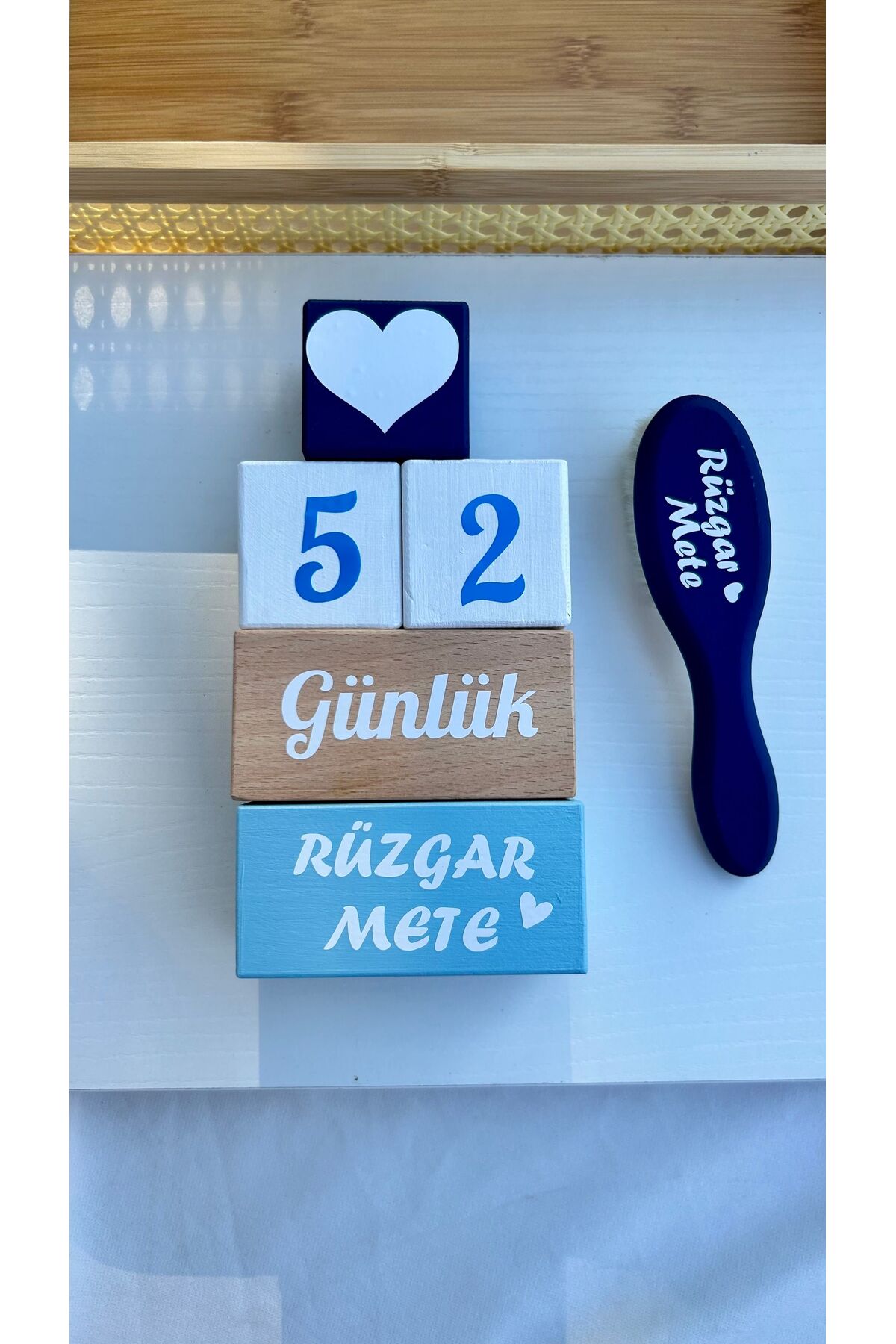 Bebek anı küpü bebek isim küpü ve renkli isimli doğal keçi kılı 6 parca Taraklı