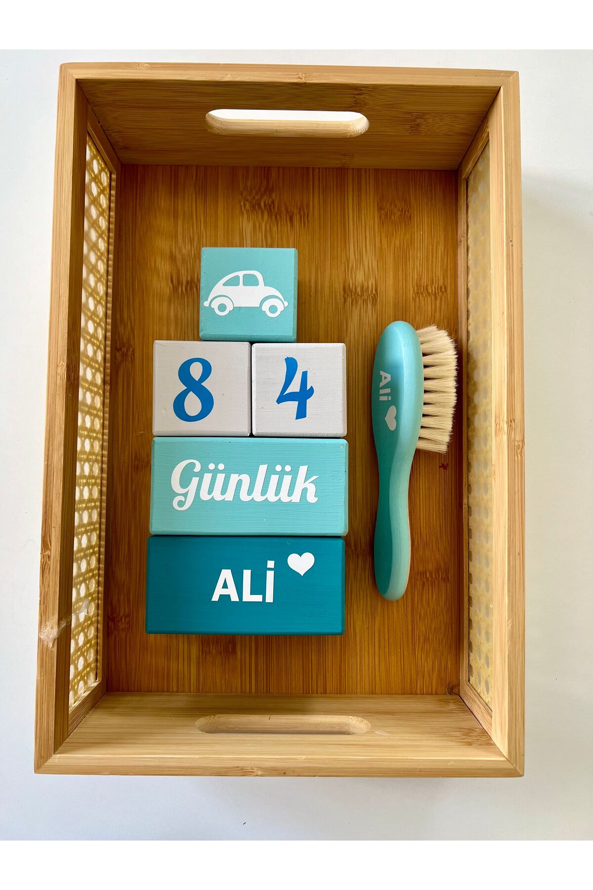 Bebek anı küpü bebek isim küpü ve renkli isimli doğal keçi kılı 6 parca Taraklı
