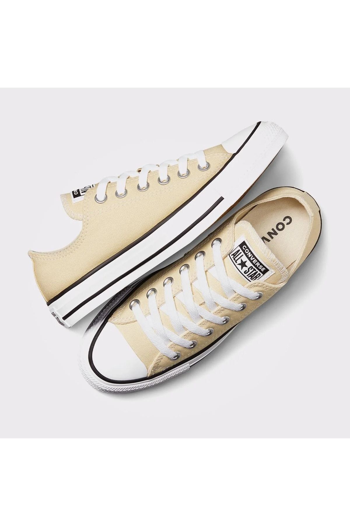 Converse cream color shop