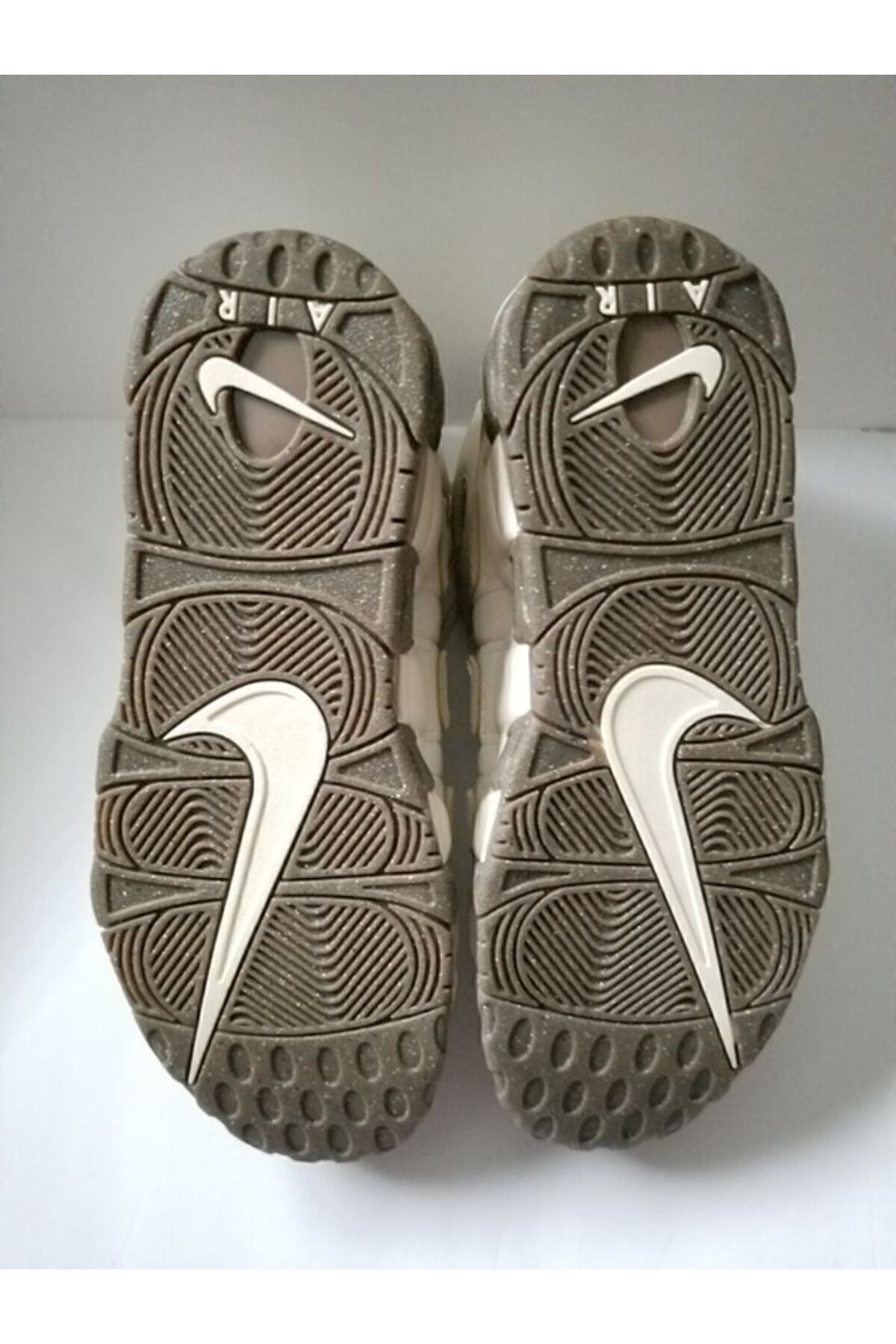 nike uptempo 41
