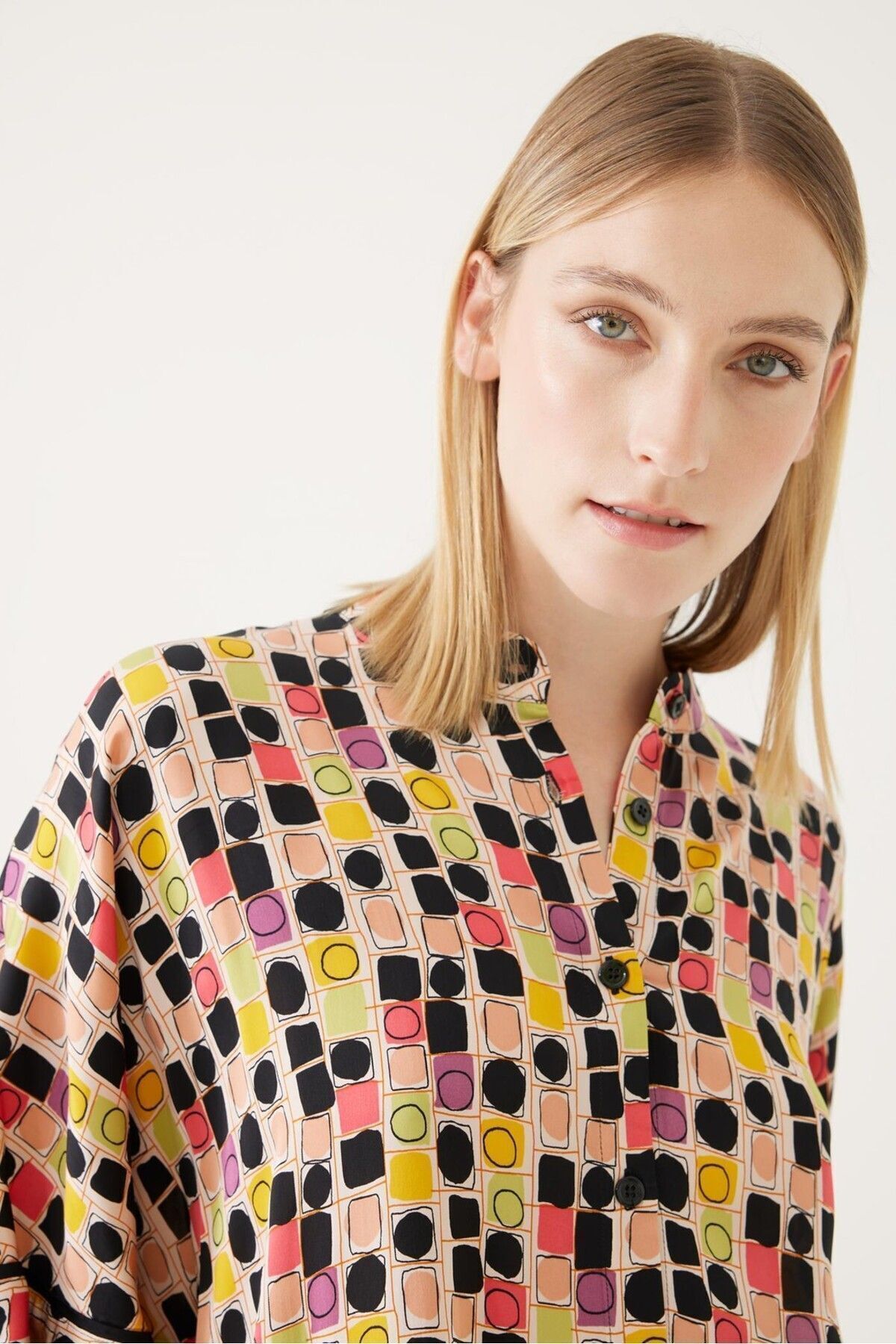 Exquise-Colorful and Polka Dot Shirt Design 4