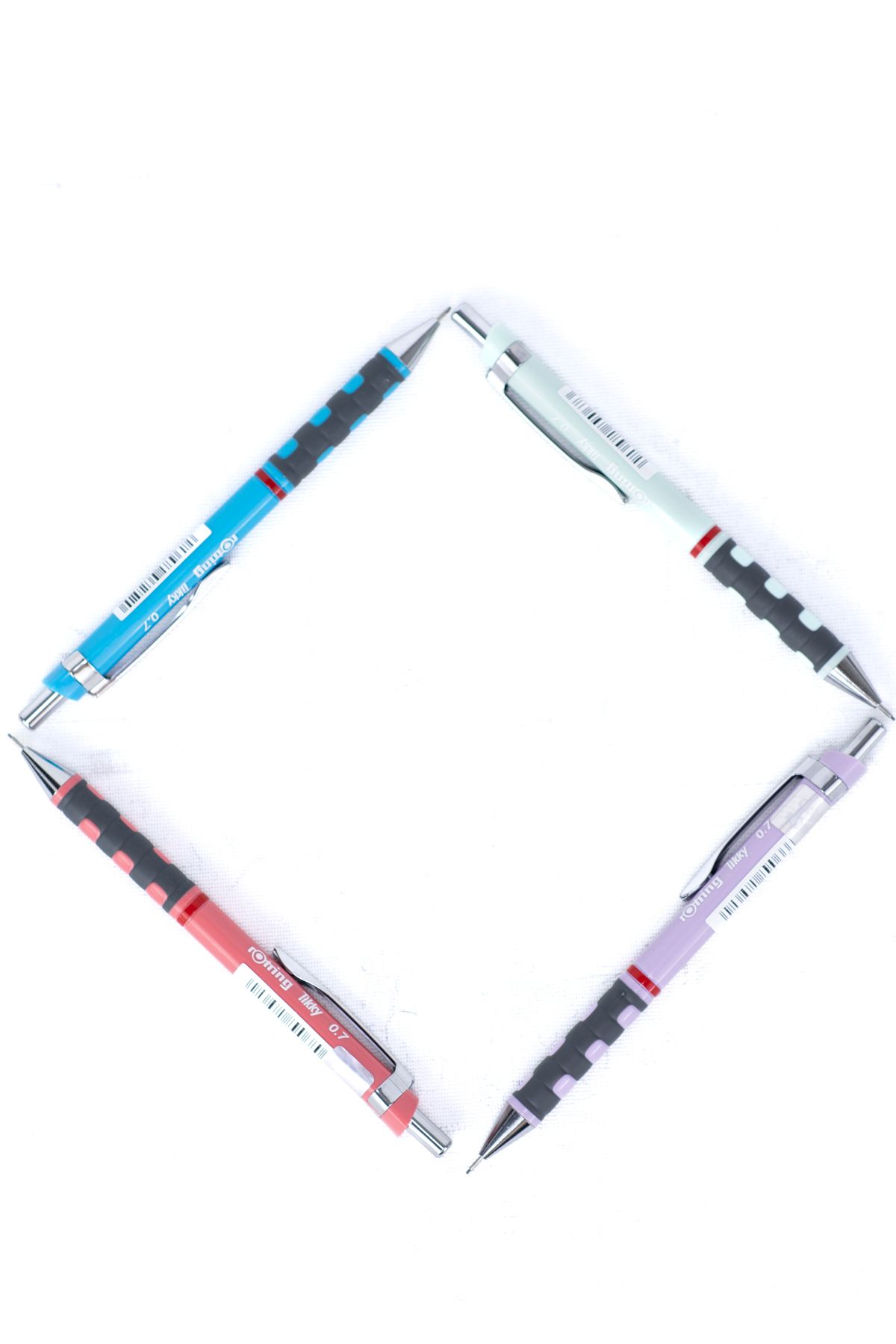 Rotring-Oppland Tikky 2B قرطاسية Rotring - 0.7 مم طرف ناعم مريح، مجموعة متينة مكونة من 4 قطع 3