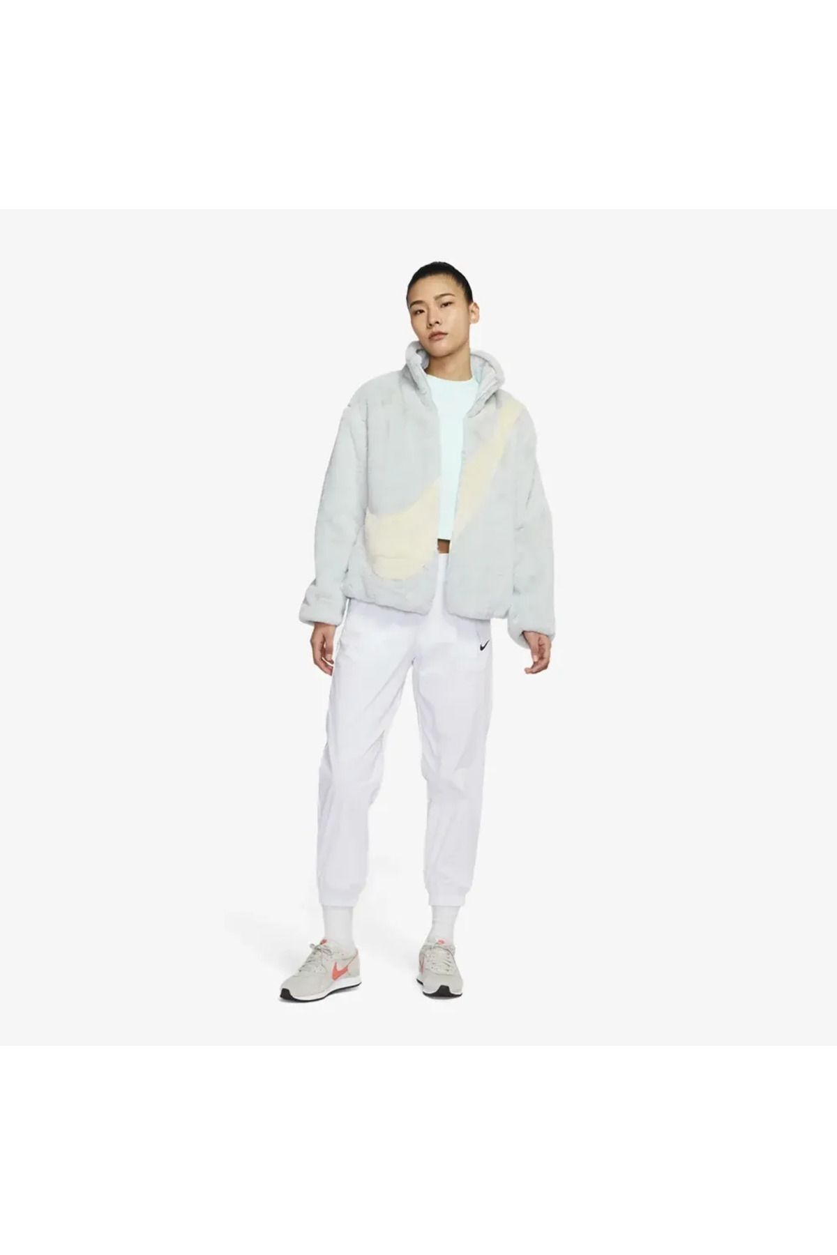 کاپشن ورزشی زنانه Nike مدل Faux Fur Swoosh Nike