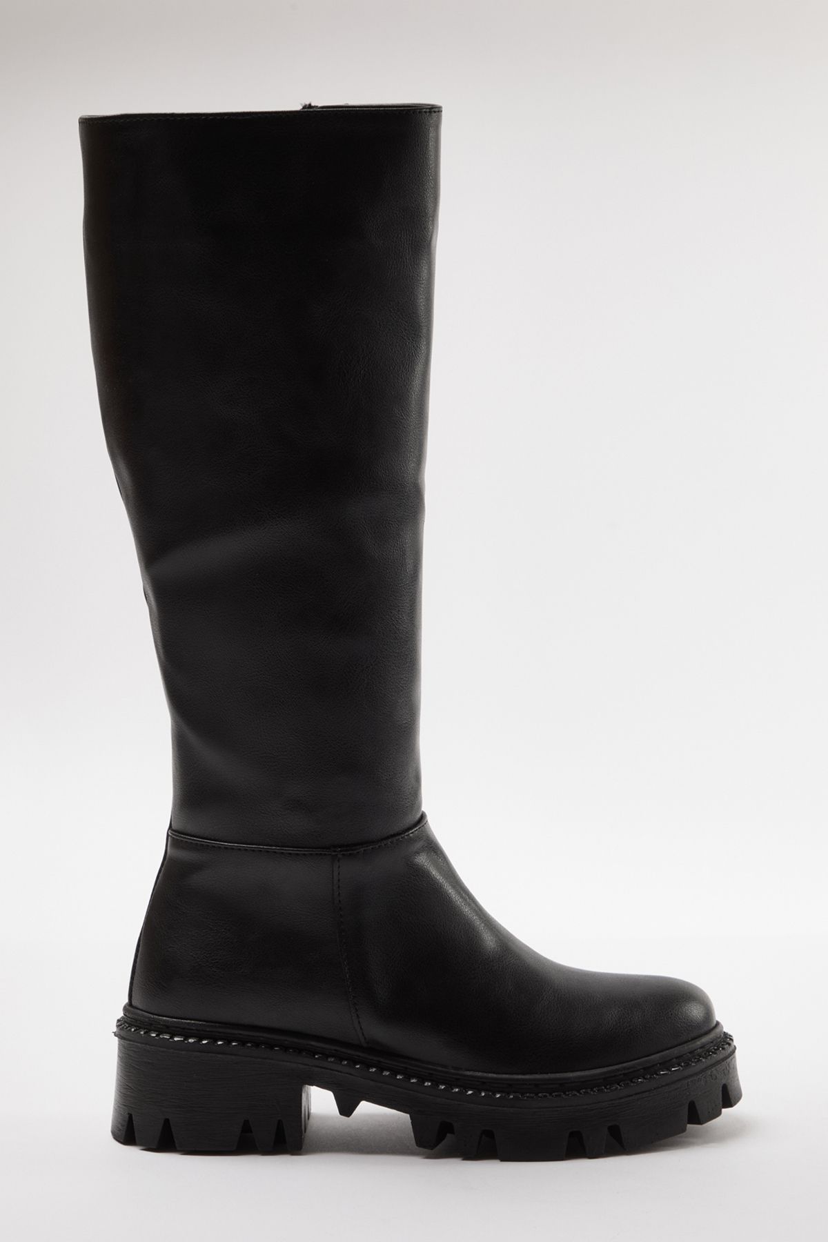 TRENDYOL SHOES-Schwarze Damenstiefel mit dicker Sohle und Reißverschluss TAKAW25CZ00005 4