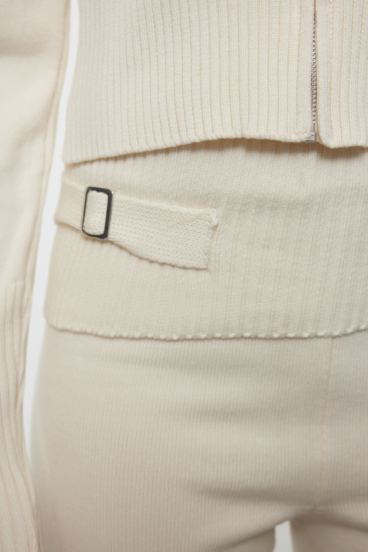 Trendyolmilla  Taş Merserize Görünümlü Premium İplik/Özel İplik Kapüşonlu Triko Alt-Üst Takım TWOAW25AU00020 - Görsel 4