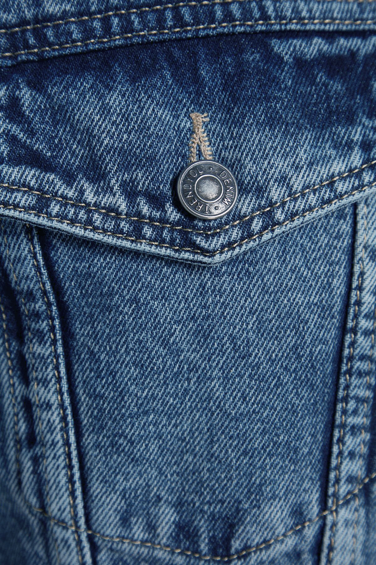 Trendyol Collection-Premium Navy Blue κανονική εφαρμογή Τζιν Τζιν μπουφάν TMNSS23CE00023 6