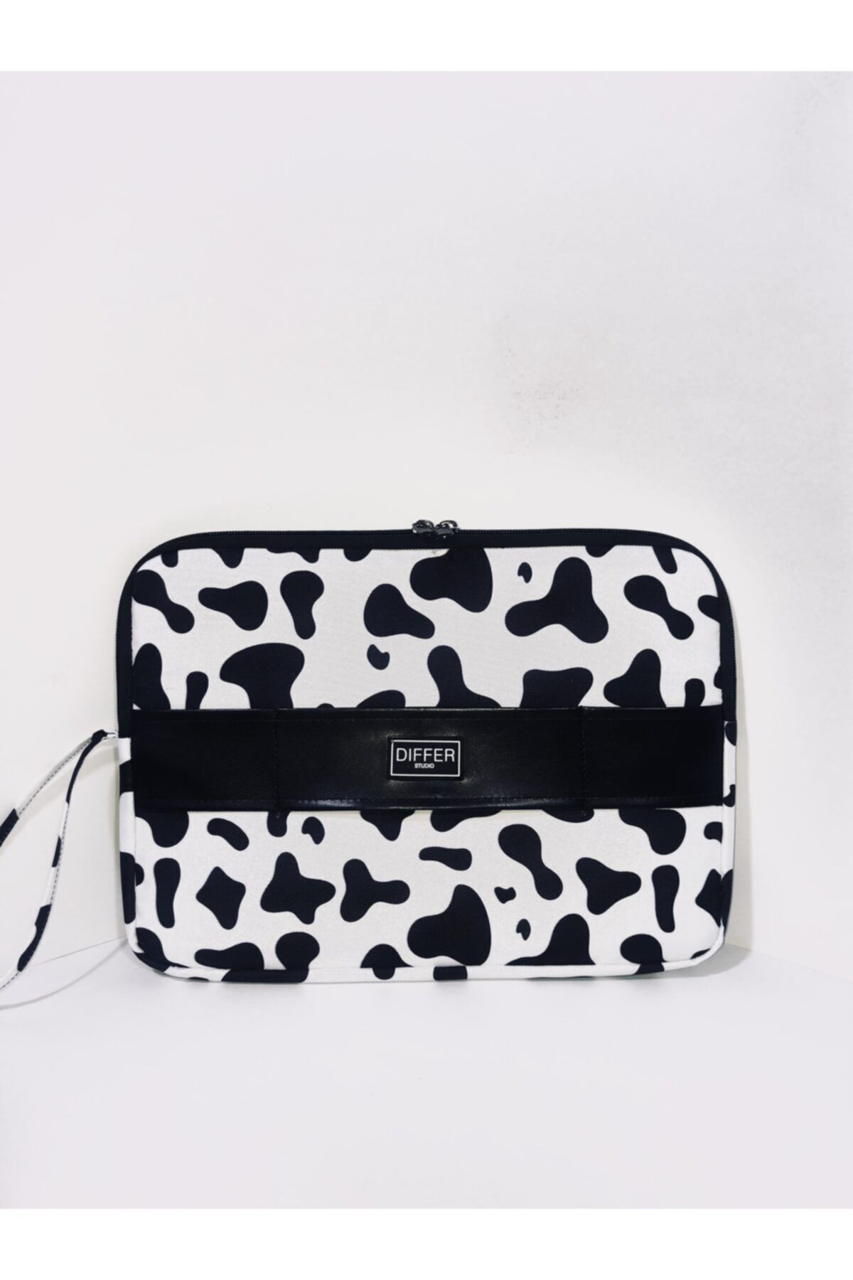 Differ-14 Inch Cow Pattern Macbook/laptop/notebook/tablet Case 1