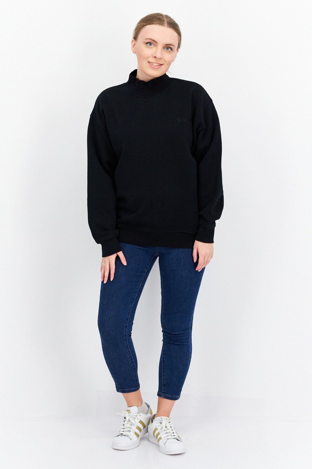complete the look image