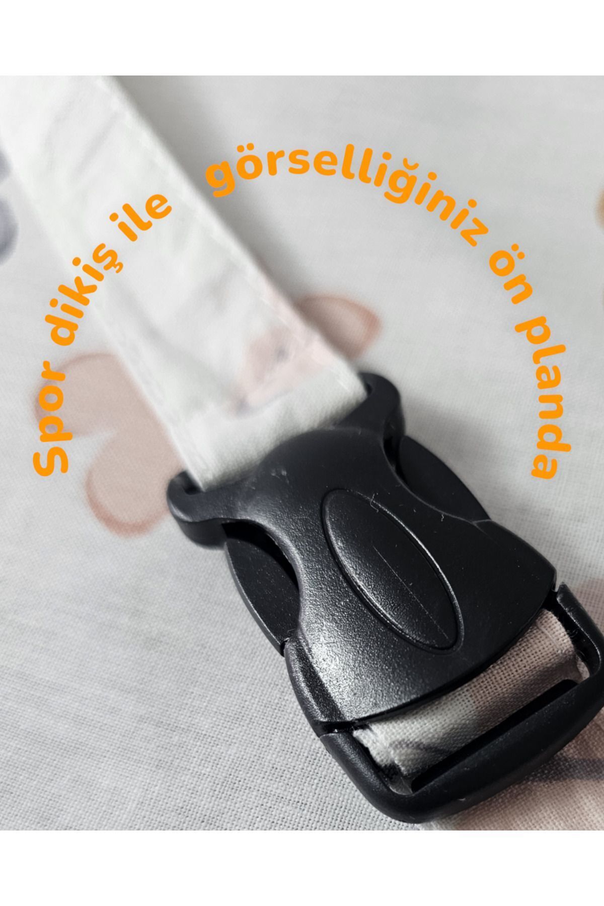 BeybiNest Emzirme Önlüğü 100x80 Cm Ayarlanabilir Boy Turuncu Kelebekler Balenli Model fotoğrafı 3 (önizleme)