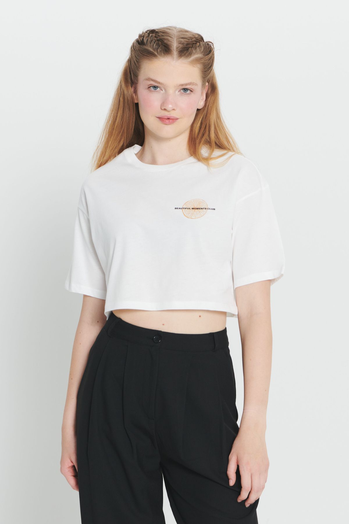 AC&Co / Altınyıldız Classics Ekru %100 Pamuk Oversize Fit Bol Kesim Baskılı Bisiklet Yaka Tişört